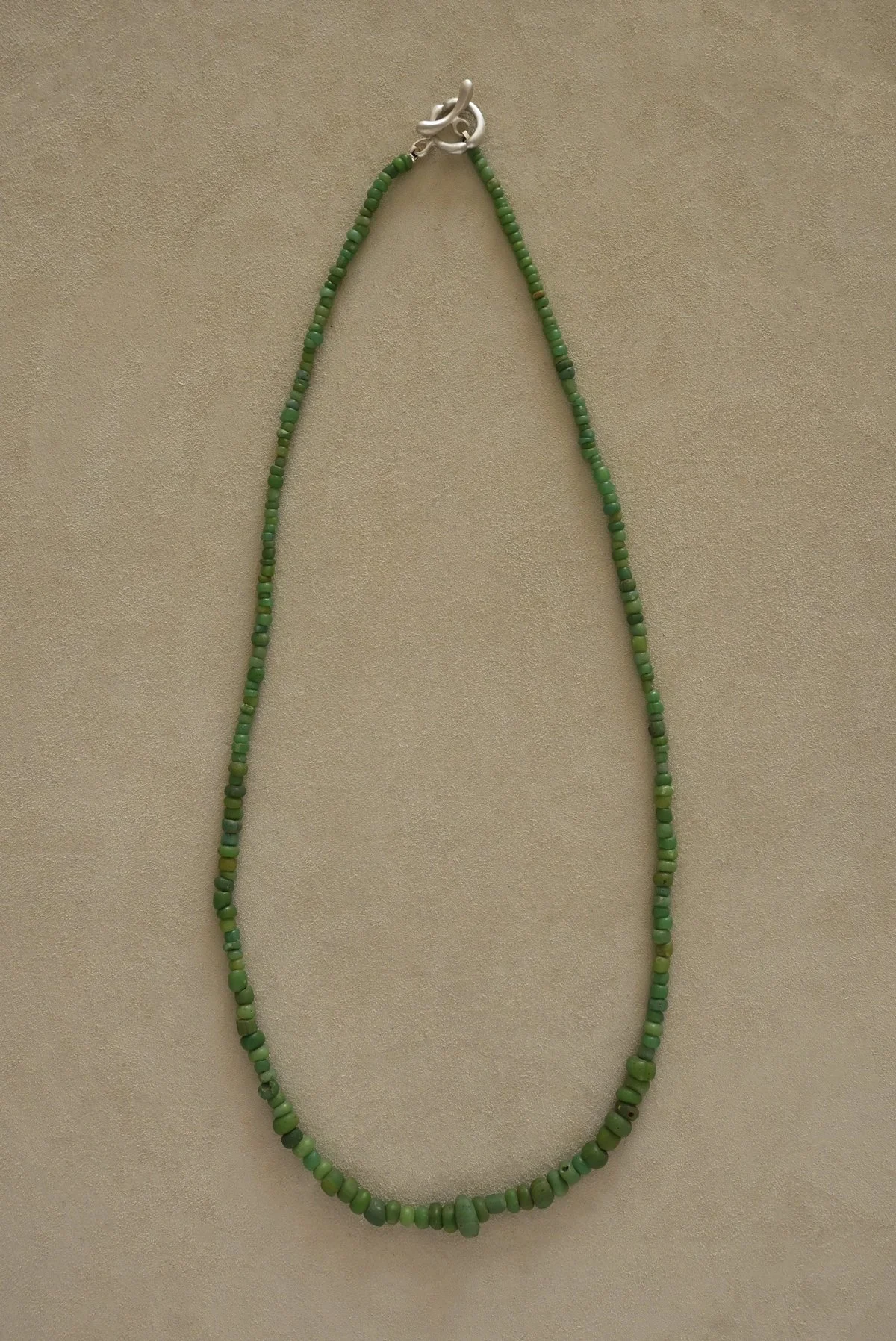 Vintage Graduated Green Indonesian Glass Bead Necklace | 24 Inches