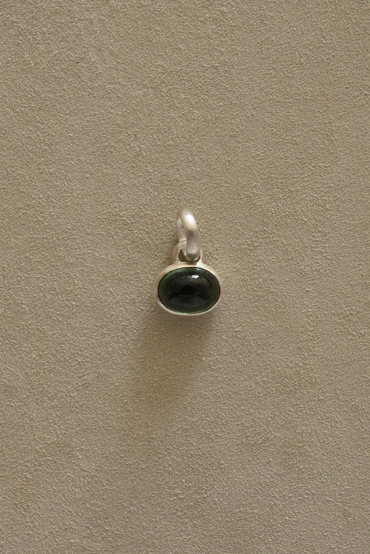 Dunton-Ellerkamp-Silver-Tourmaline-Pendant-Web-3.jpg