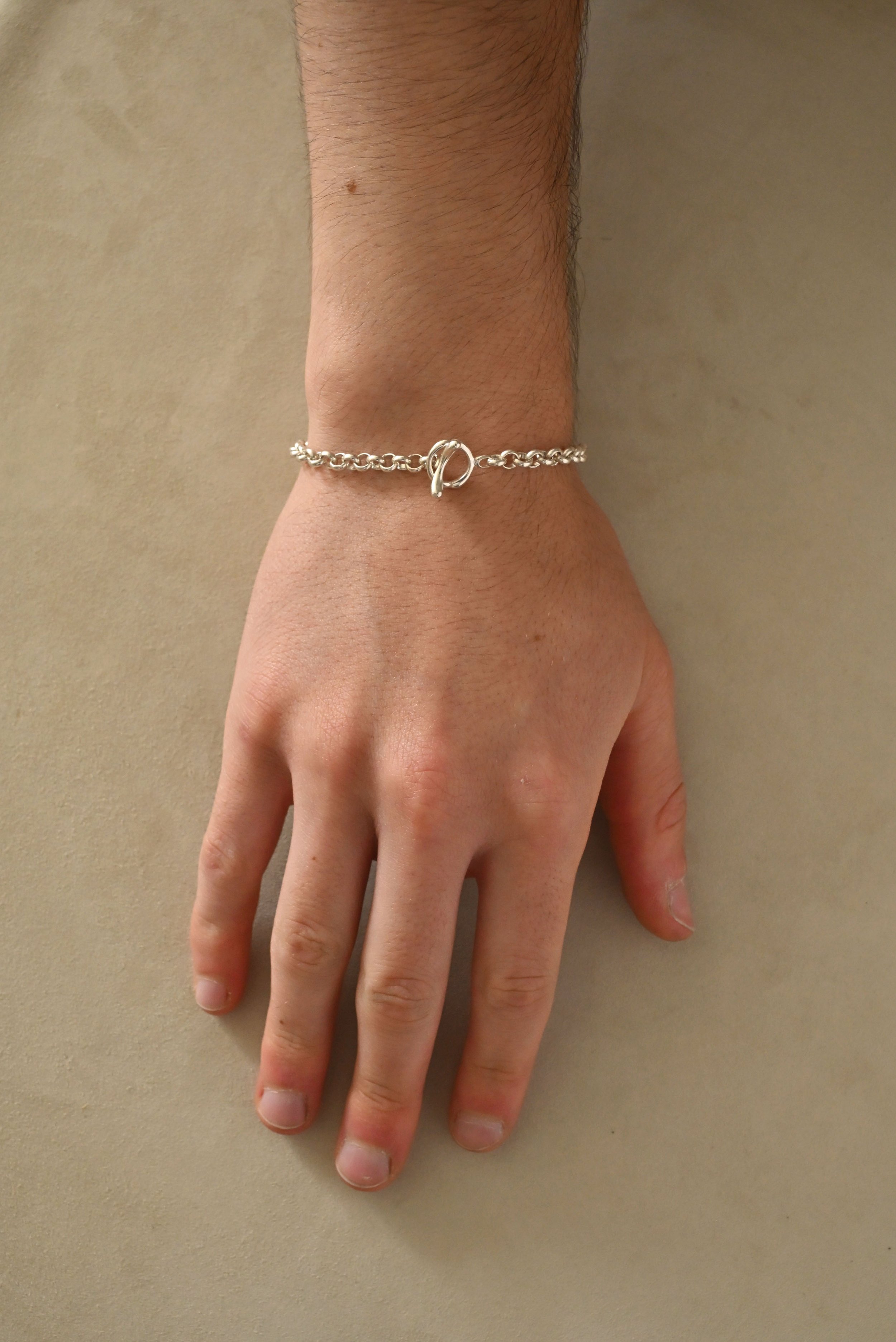 Dunton-Ellerkamp-Fall-Capsule-Collection-2026-Oliver-Bracelet-4-6mm-3.jpg