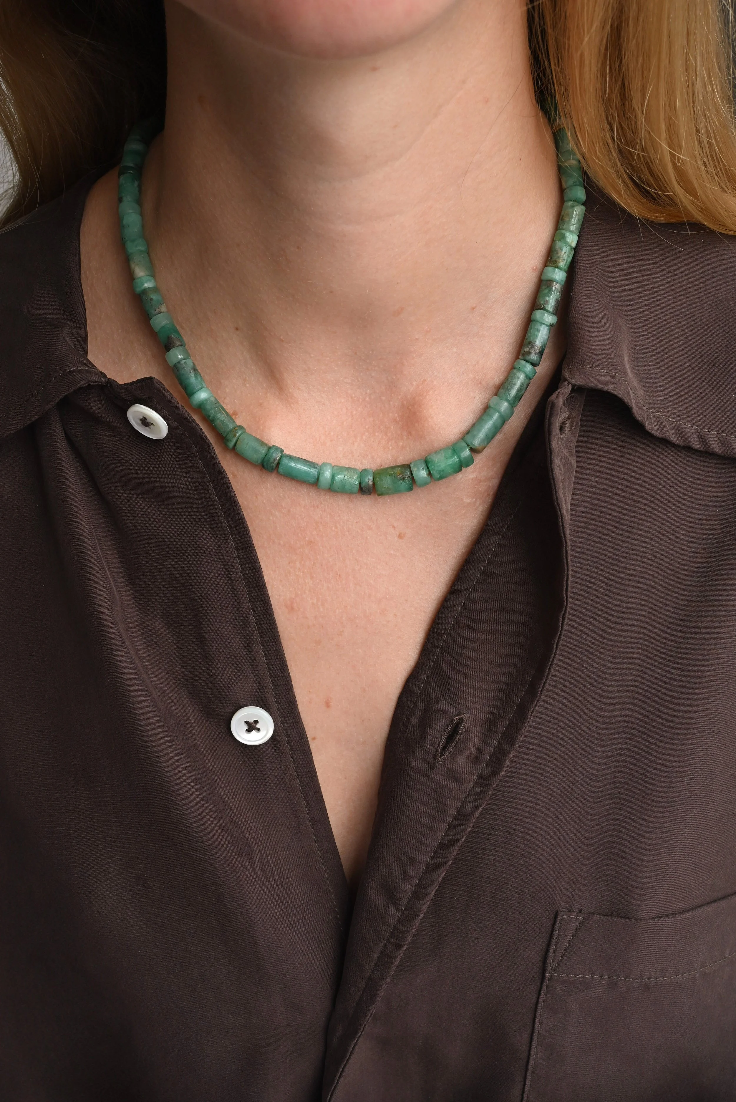 Dunton-Ellerkamp-Fall-Capsule-Collection-2026-Chunky-Emerald-Necklace-1.jpg