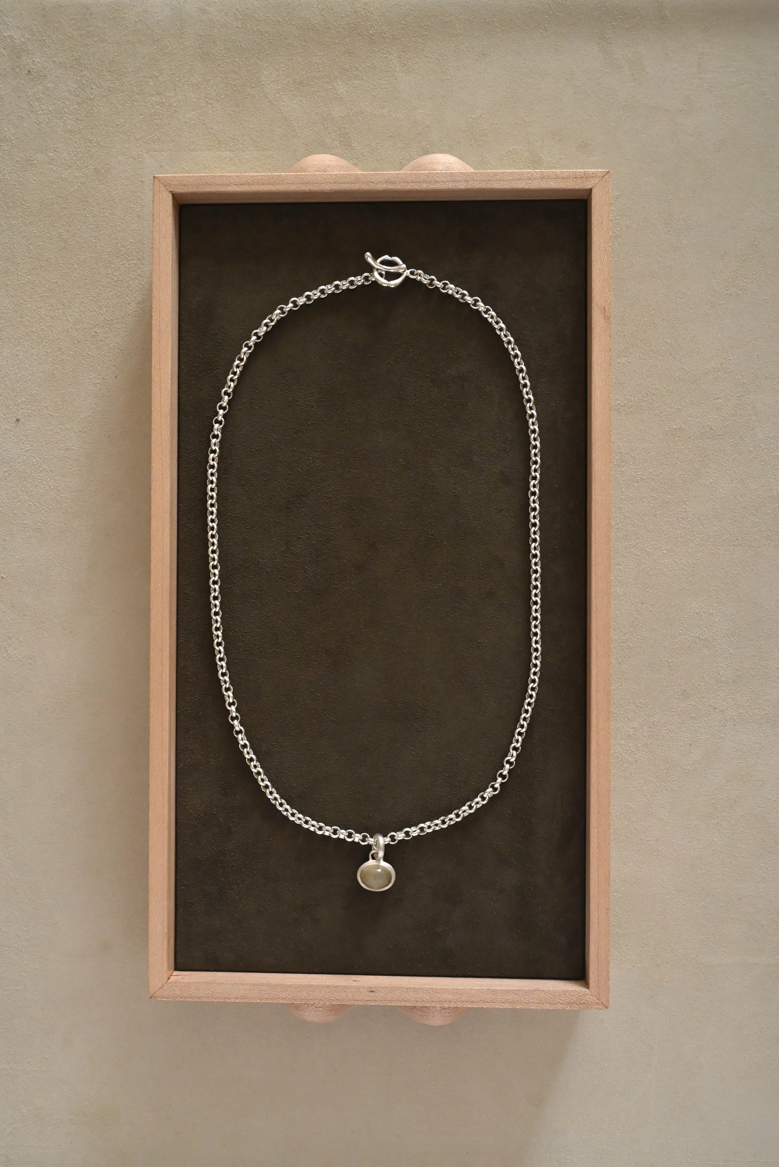 Dunton-Ellerkamp-Oliver-Necklace-3-8mm-Web-DSC_2657.jpg