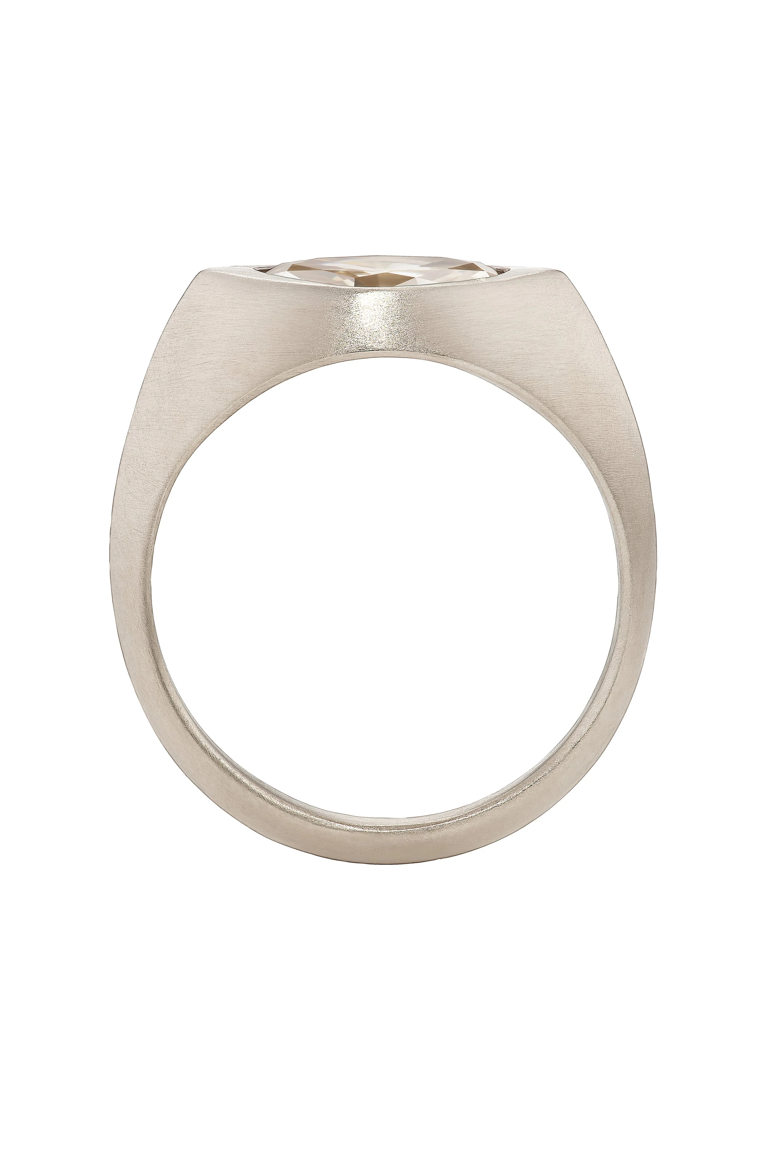 Dunton-Ellerkamp-0.9ct-Champagne-18k-white-ellipse-ring-web-2.jpg