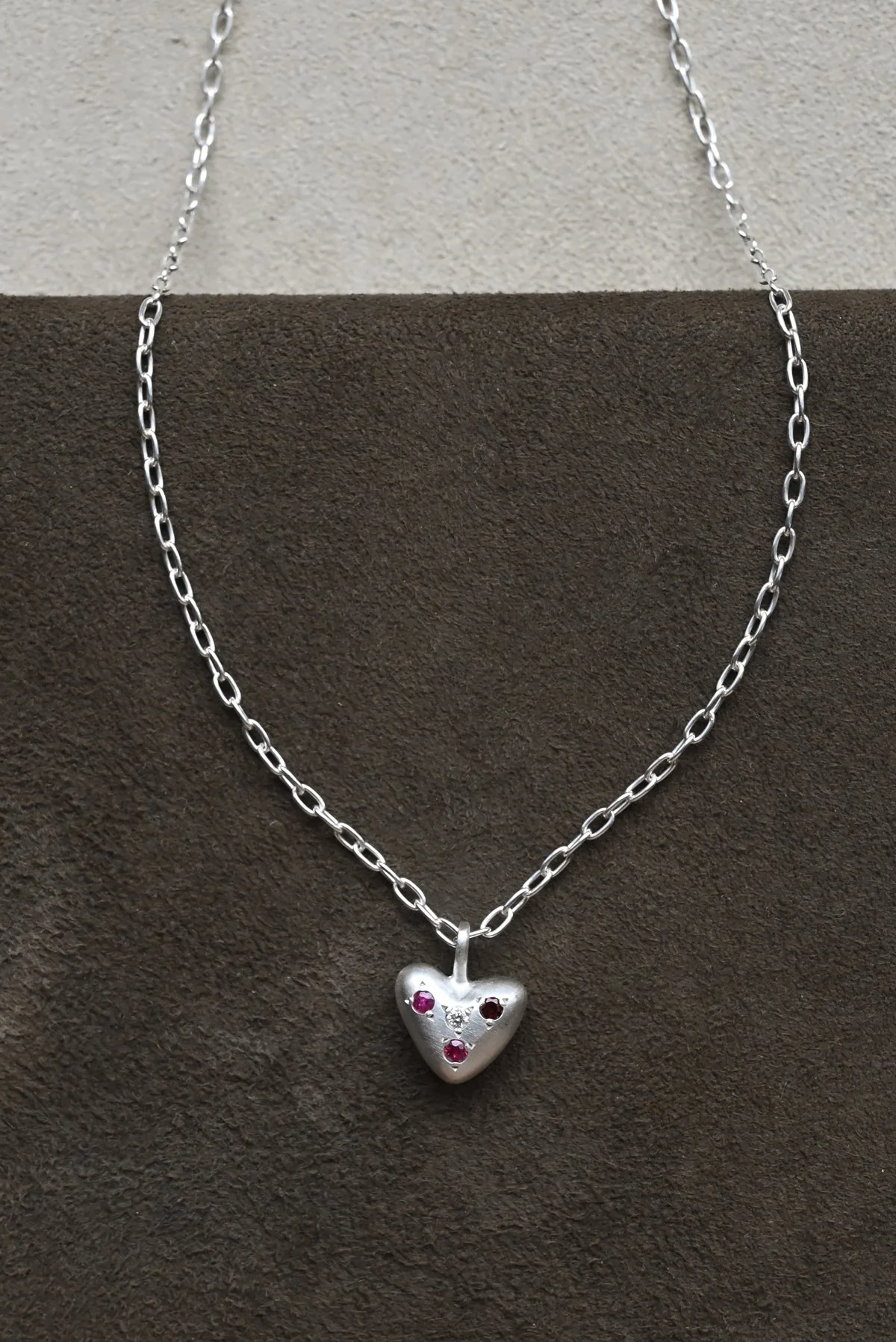 Dunton-Ellerkamp-Valentines-Day-Multi-stone-Heart-1.jpg