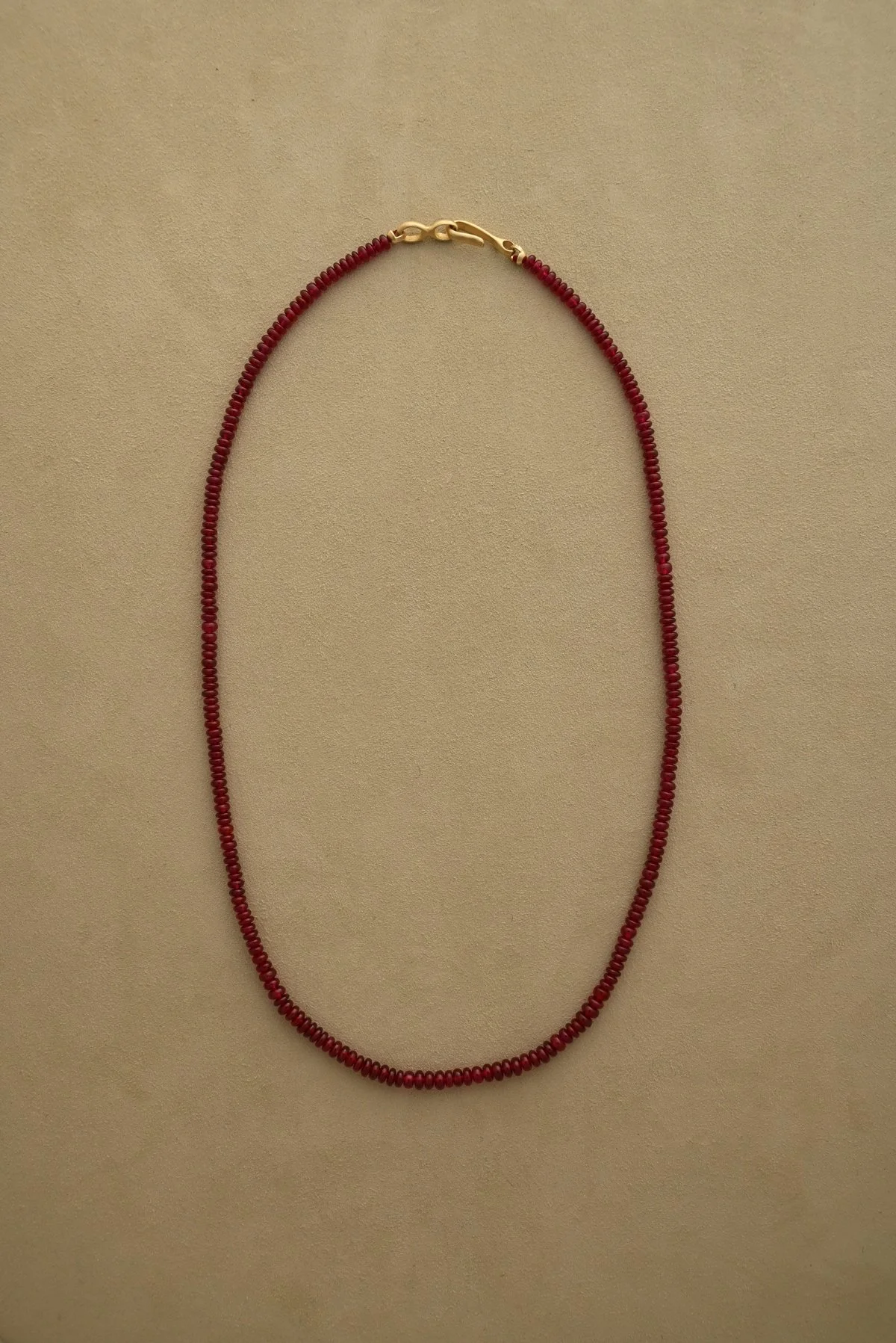 Dunton-Ellerkamp-Ruby-Strand-18k-Gold-Web.jpg