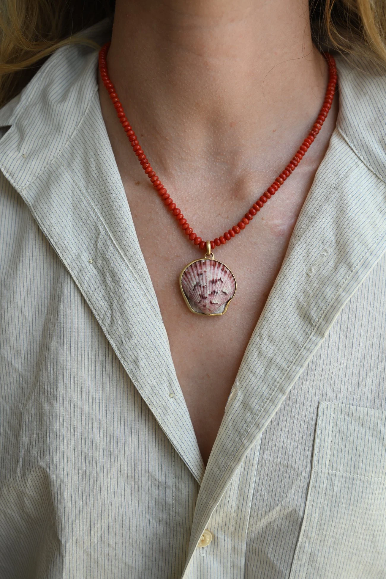 Dunton-Ellerkamp-Coral-Strand-GoldShell.jpg