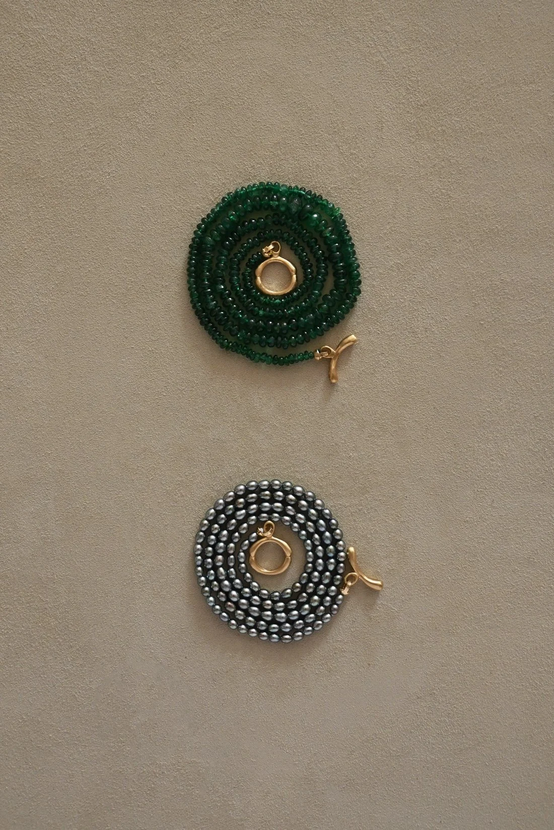 Dunton_Ellerkamp_Pearl_Emerald_Strands.jpg