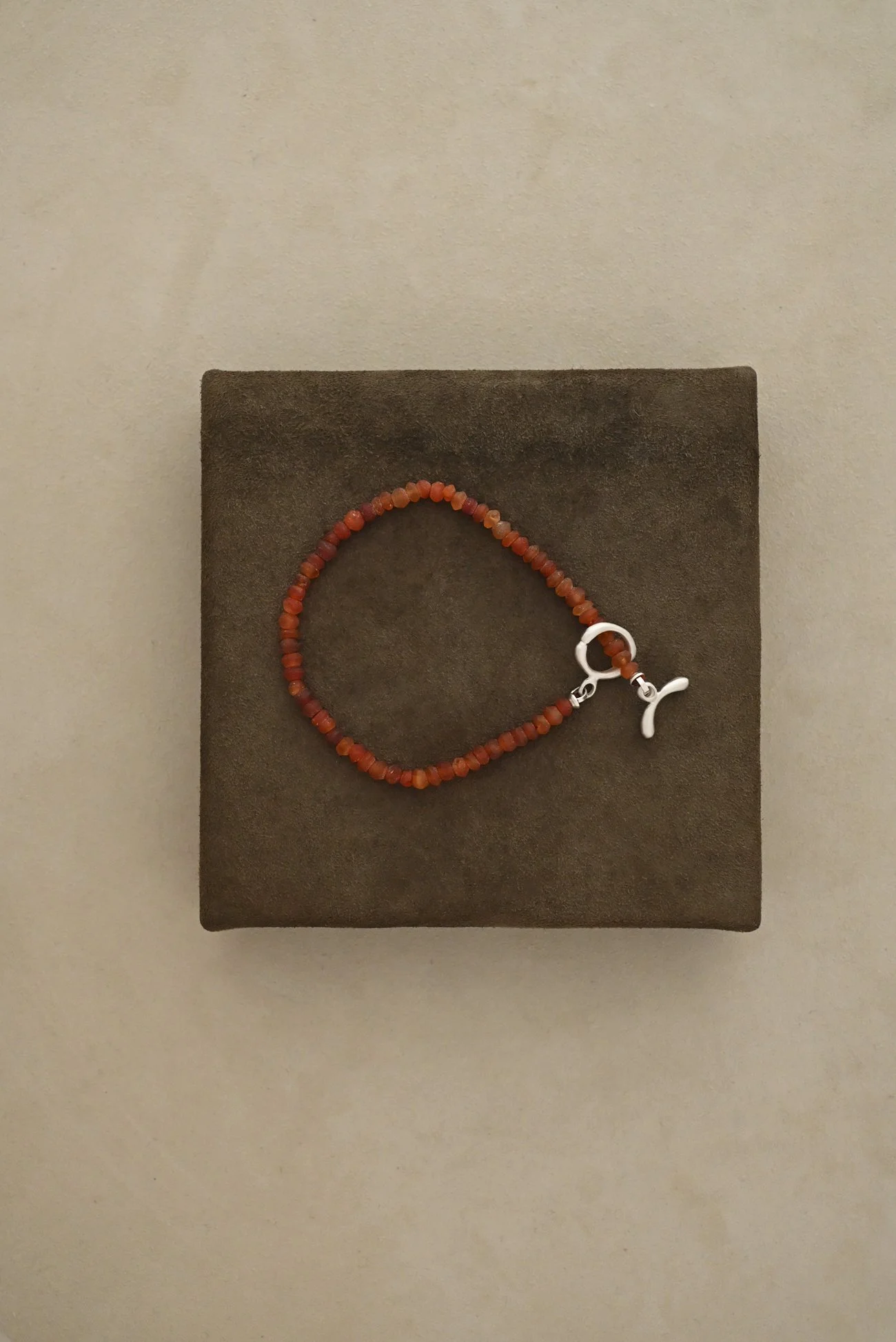 Dunton-Ellerkamp-Carnelian-Bracelet-2.jpg