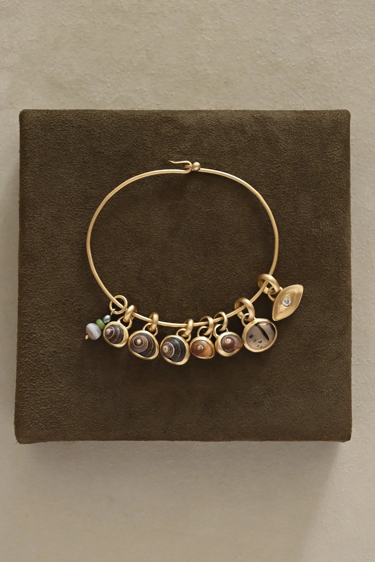 Dunton-Ellerkamp-Gold-Shell-Pendant-August-2026-Web-22.jpg (Copy) (Copy) (Copy)