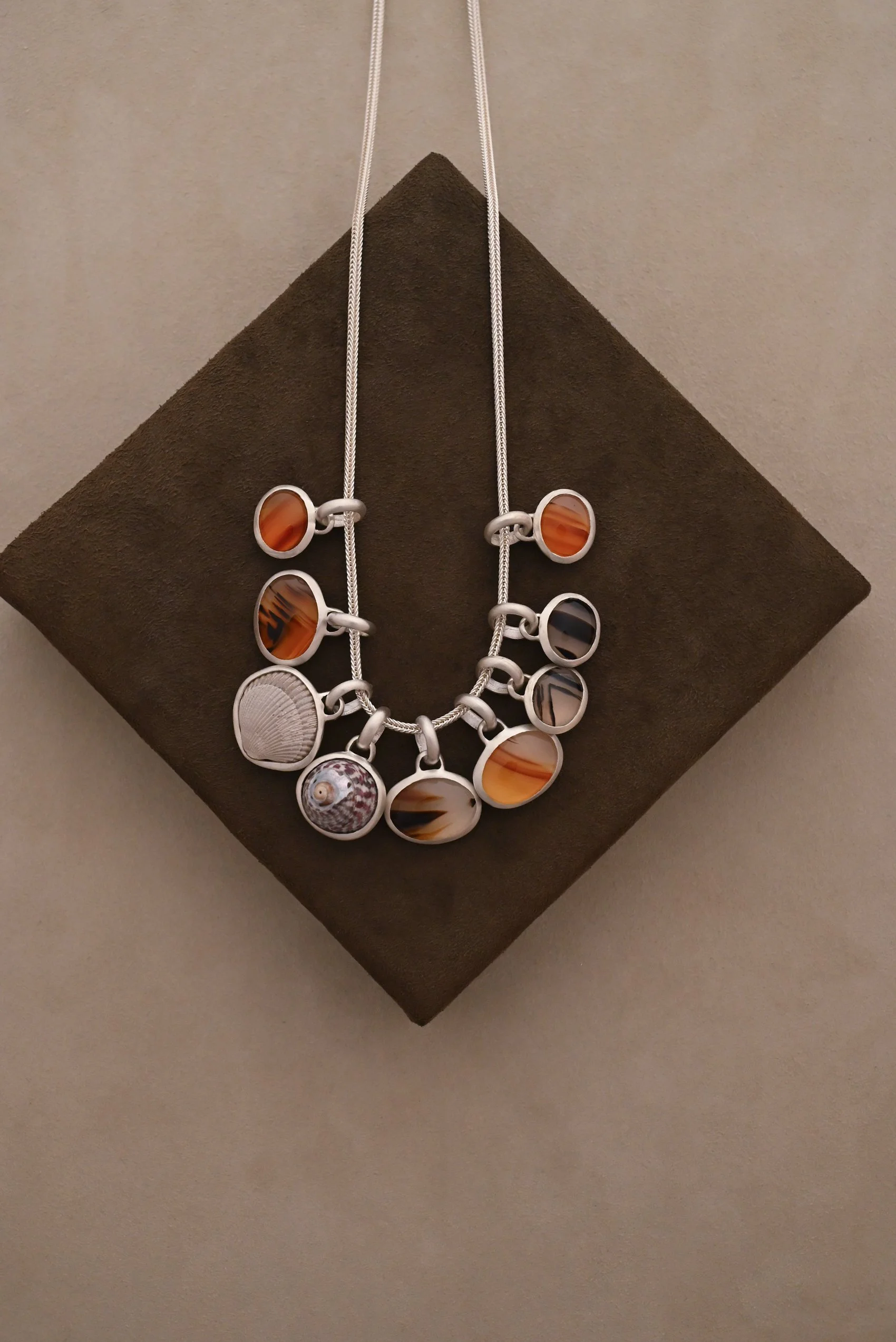 Dunton-Ellerkamp-Agate-Shell-Necklace-1.jpg