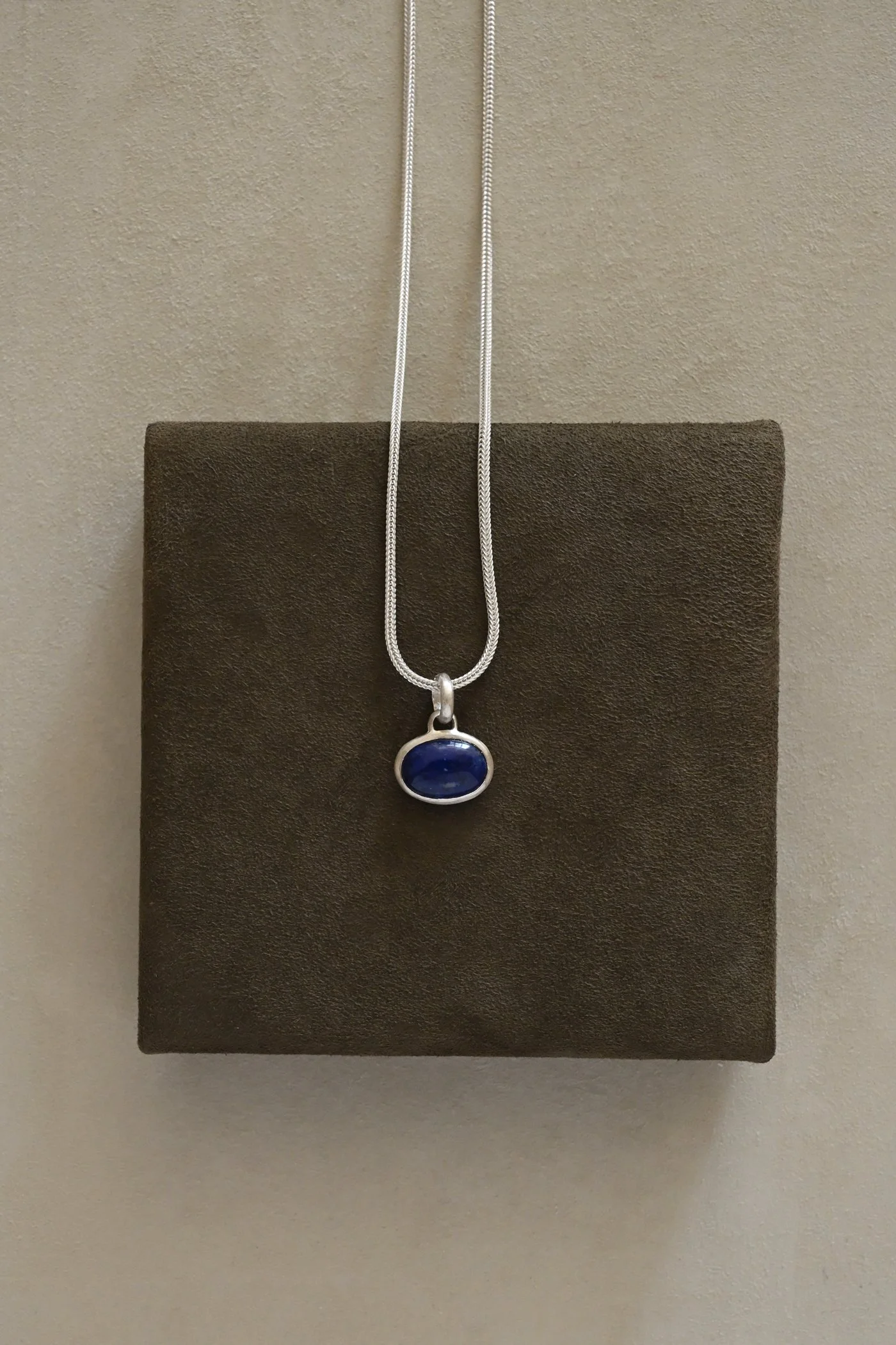 Dunton-Ellerkamp-Lapis-Pendant-Fish-1.jpg