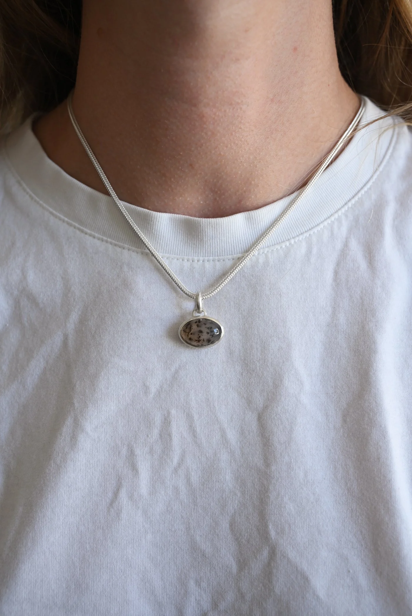 Dunton-Ellerkamp-Pendant-On-Figure-32.jpg