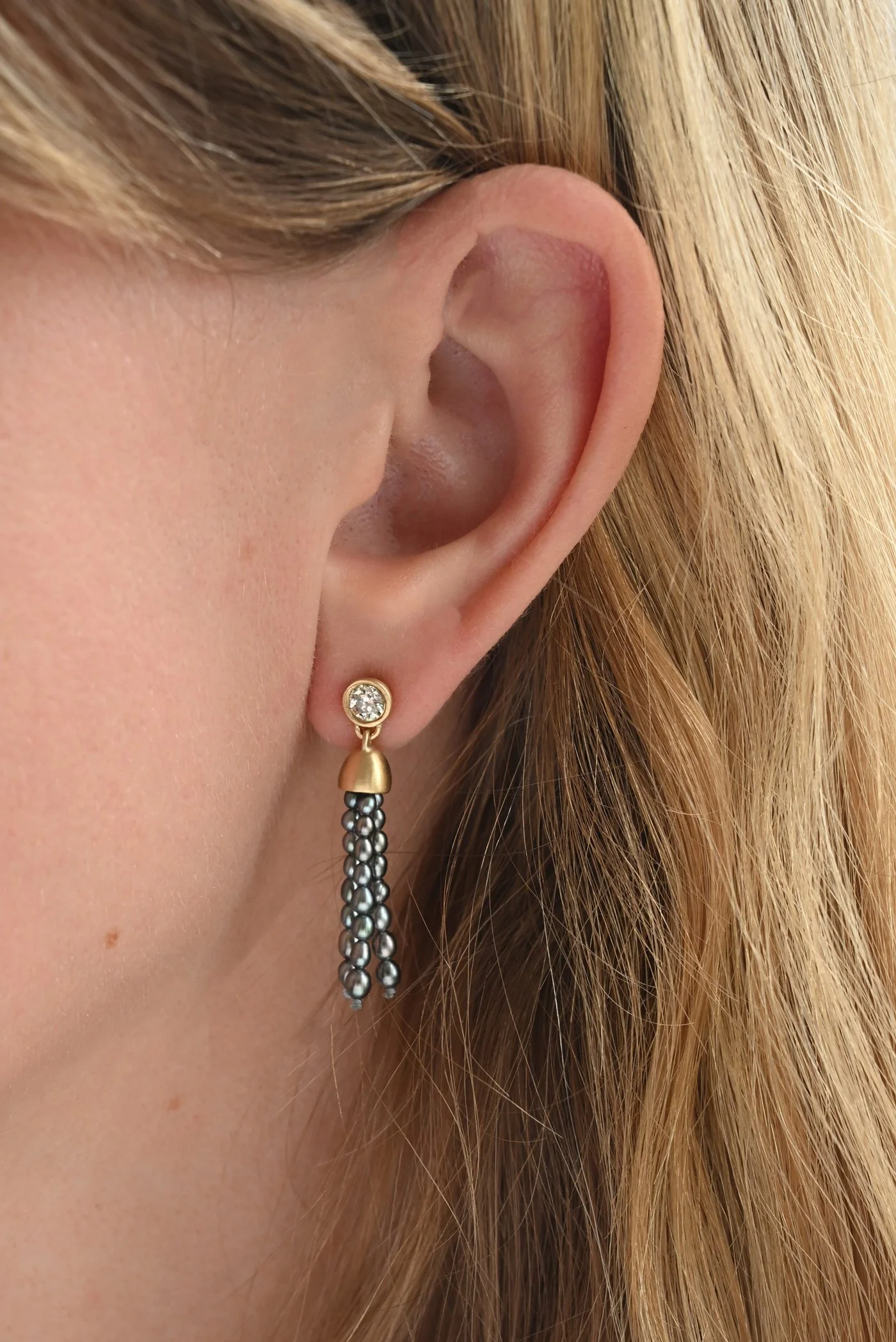 Dunton-Ellerkamp-Gold-Diamond-Tahitian-Pearl-Tassel-Earrings-1.jpg