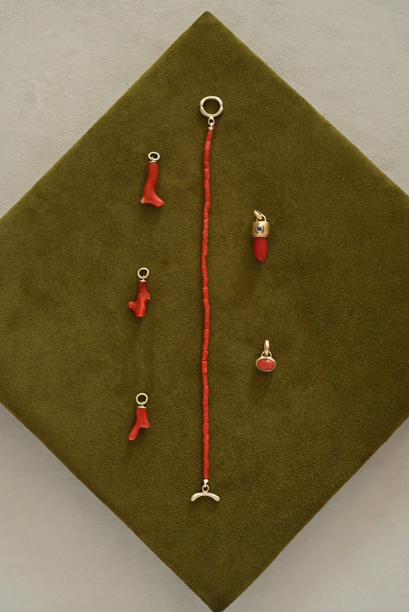 Dunton-Ellerkamp-Gold-Coral-Bracelet-3.jpg