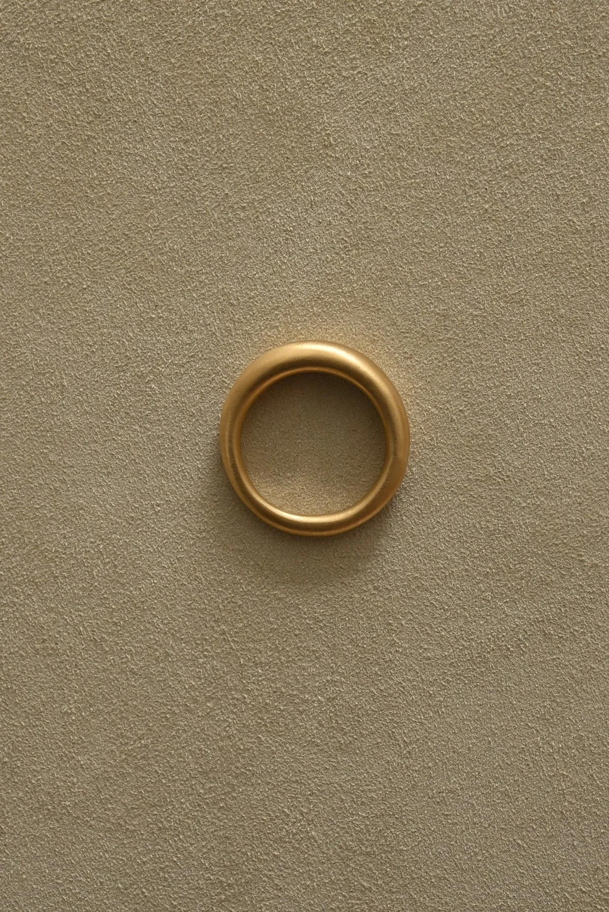 Dunton-Ellerkamp-18k-Crescent-Ring-2.jpg
