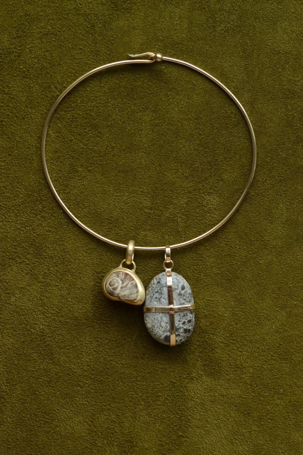 Dunton_Ellerkamp_Tension_Bangle_3.jpg