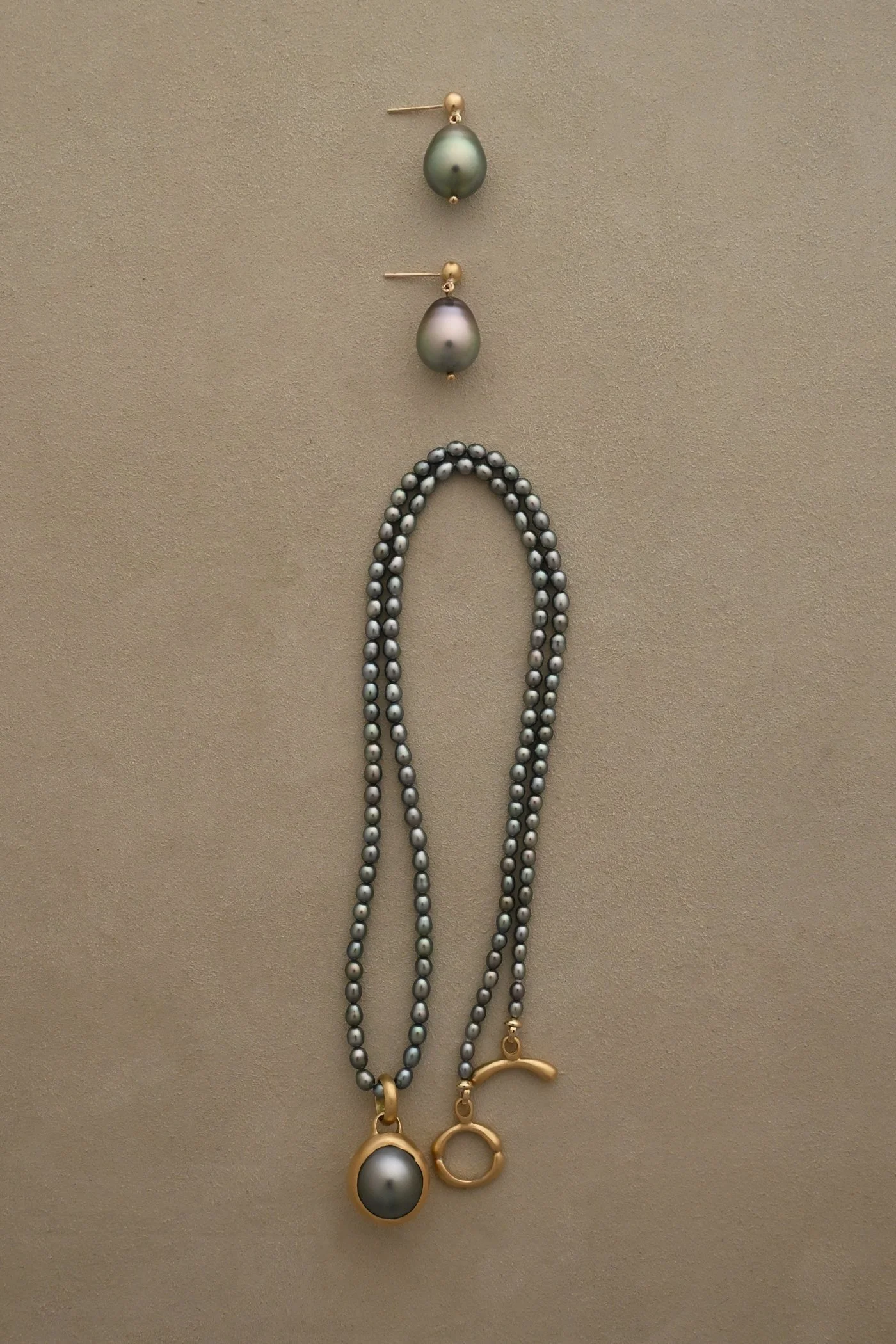 Dunton-Ellerkamp-Tahitian-Pearl-Selection.jpg