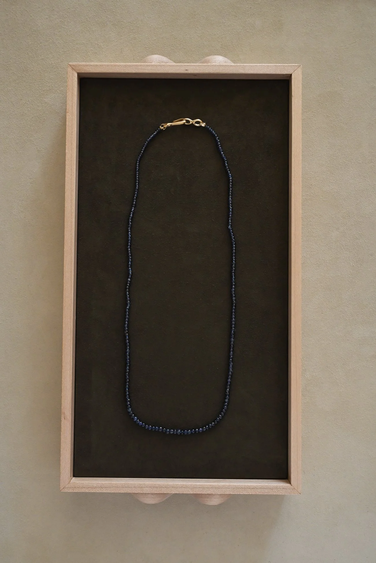 Dunton-Ellerkamp-Sapphire-Necklace-1.jpg