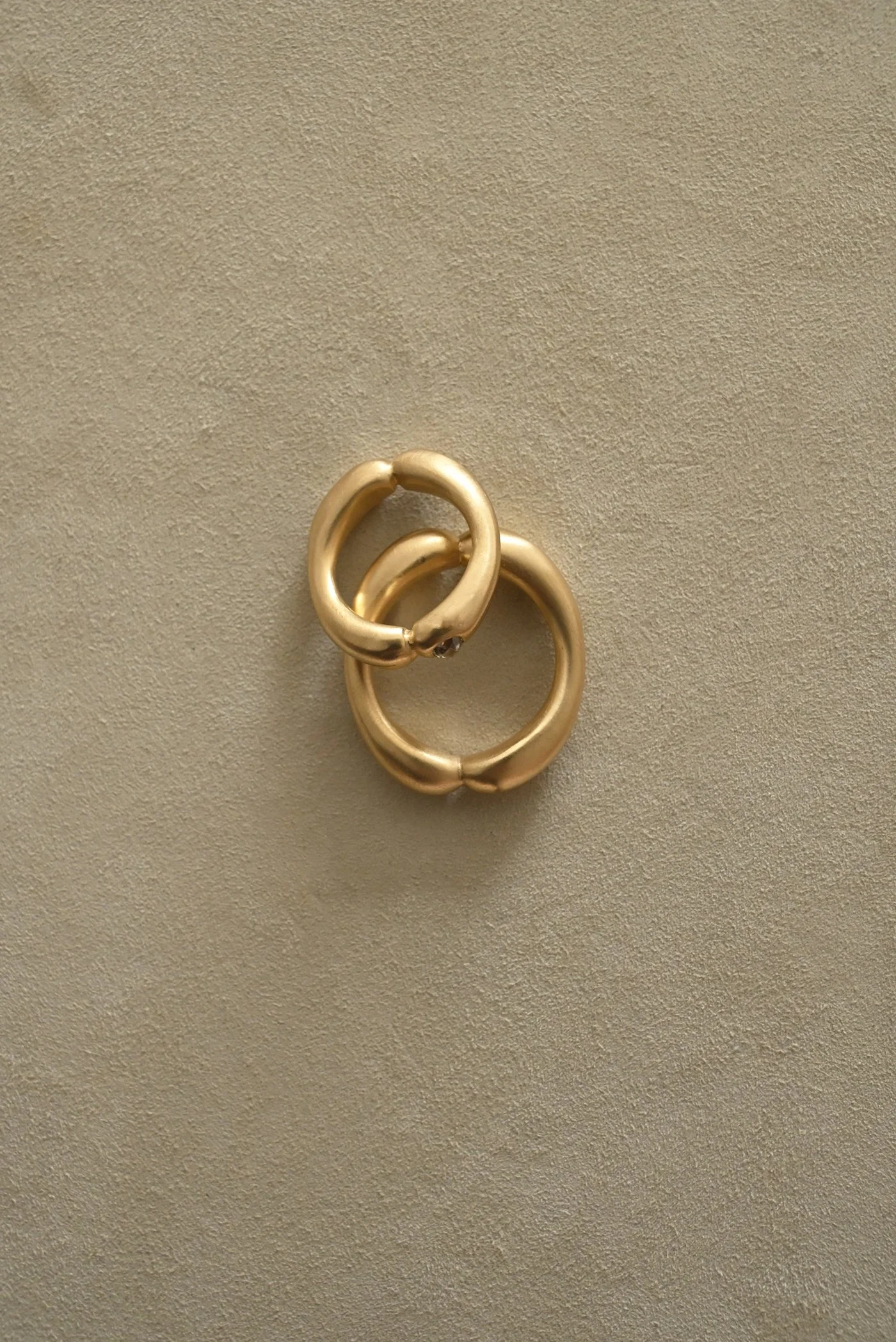 Dunton-Ellerkamp-Gold-Two-Halves-Diamond-5.jpg