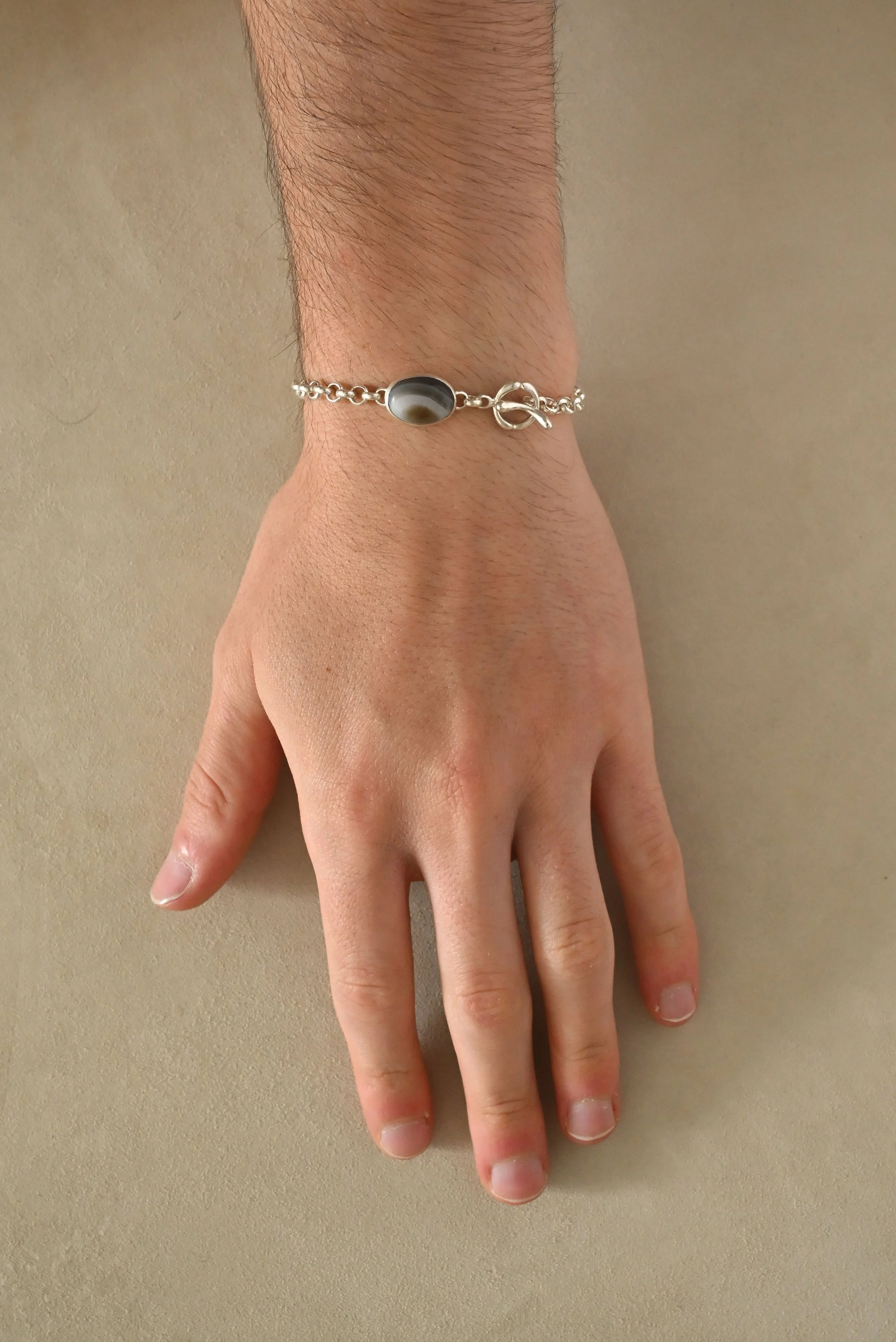Dunton-Ellerkamp-Fall-Capsule-Collection-2026Oliver-Bracelet-Agate-1.jpg