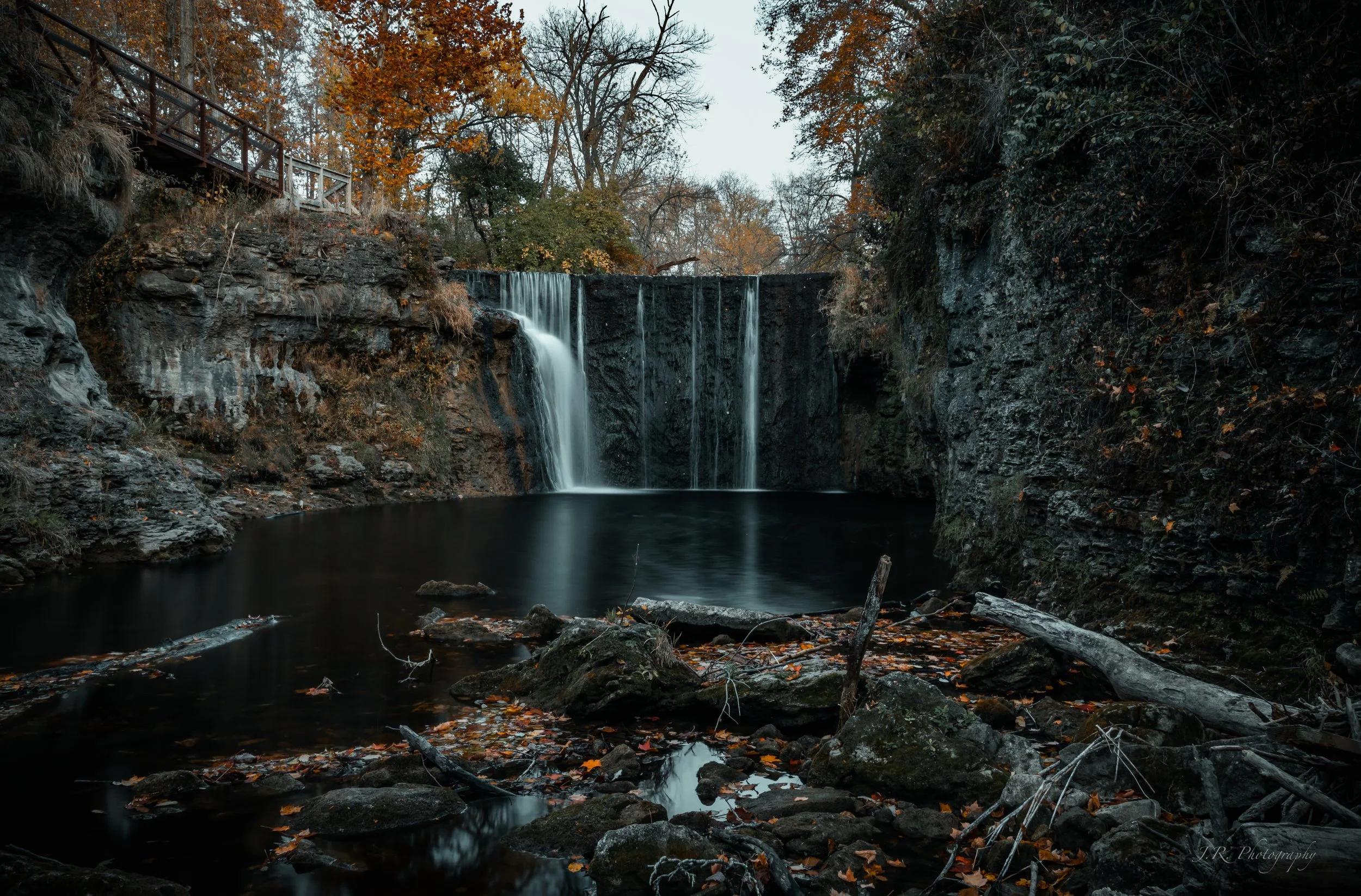 Cedar Cliff Falls 3.jpg