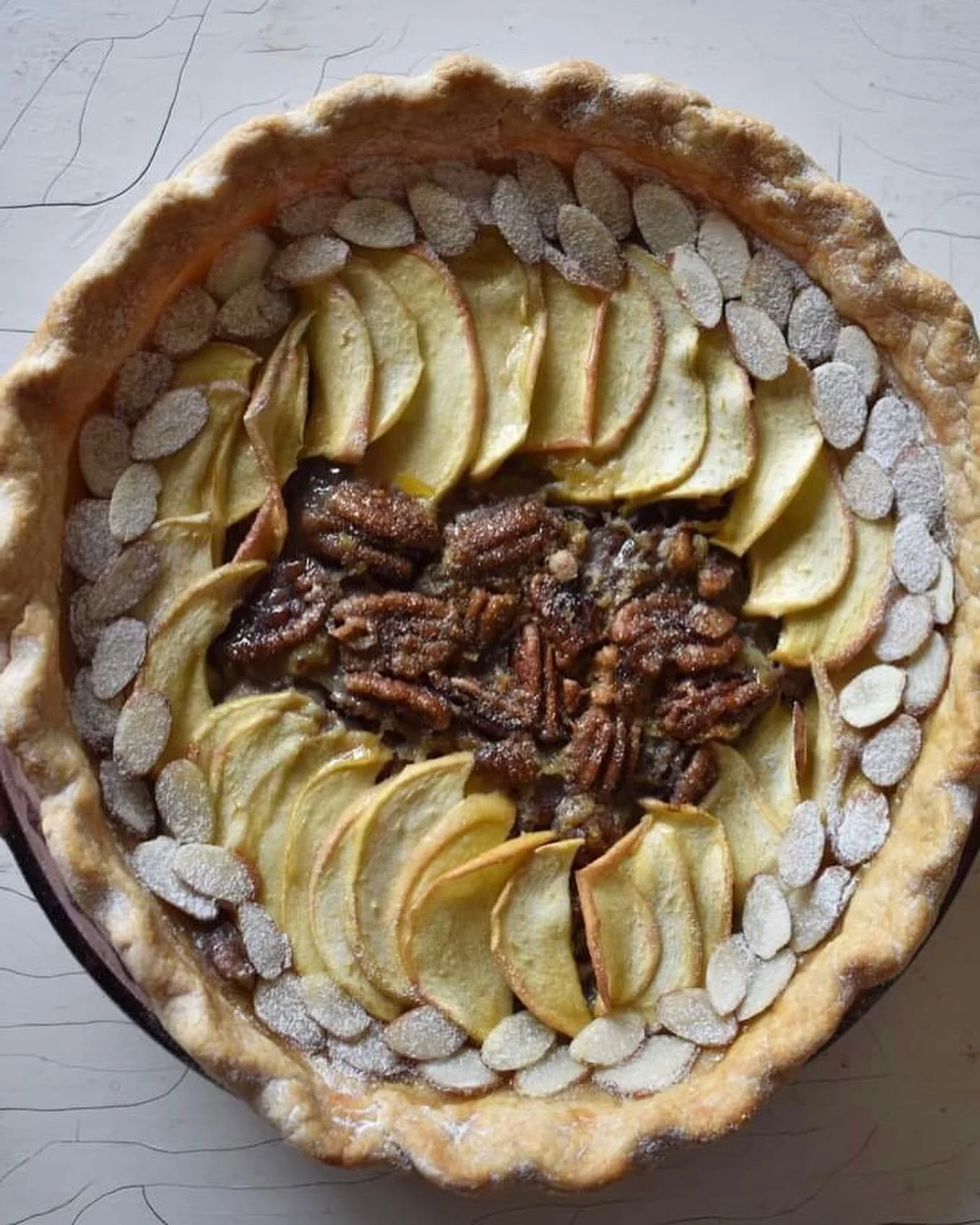 Maple Pecan Apple Pie~
Zero refined sugar and gluten!
Happy Thanksgiving everyone! We know the holidays are a good time to black out and eat whatever you want and then wake up feeling AWFUL, but we’re here to say that doesn’t have to hap