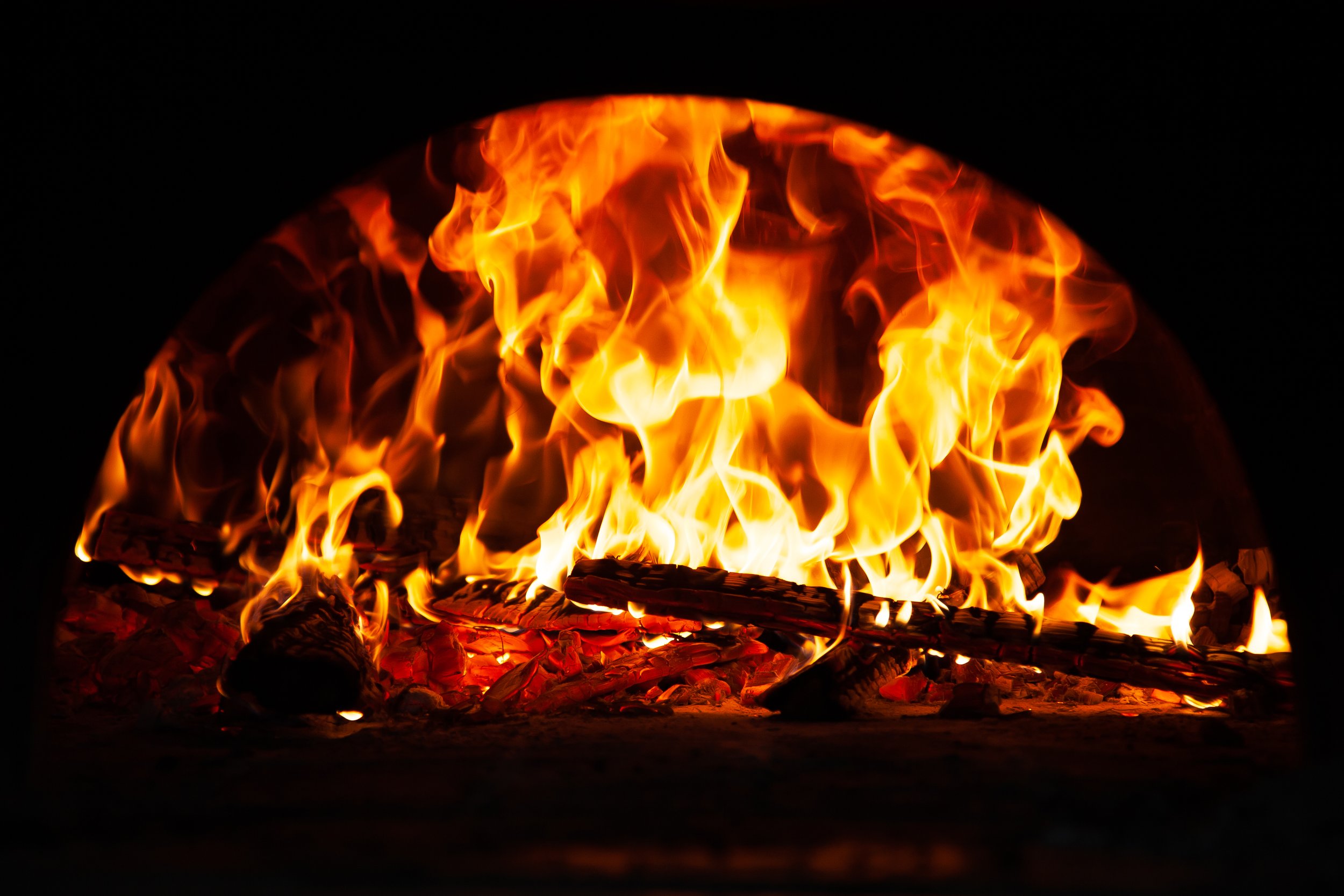 hot-flame-of-fire-in-oven-warm-evening-by-the-fir-2022-02-16-19-52-26-utc.jpg