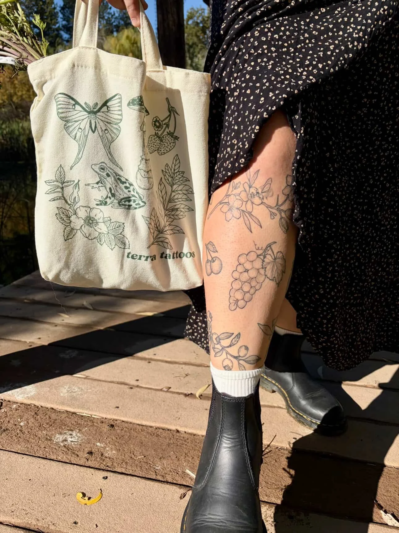 A round up of some healed bbs on my amazing clients + my tote ✨🫐🍇🦋🌞🐝
Should I bring back the totes ?