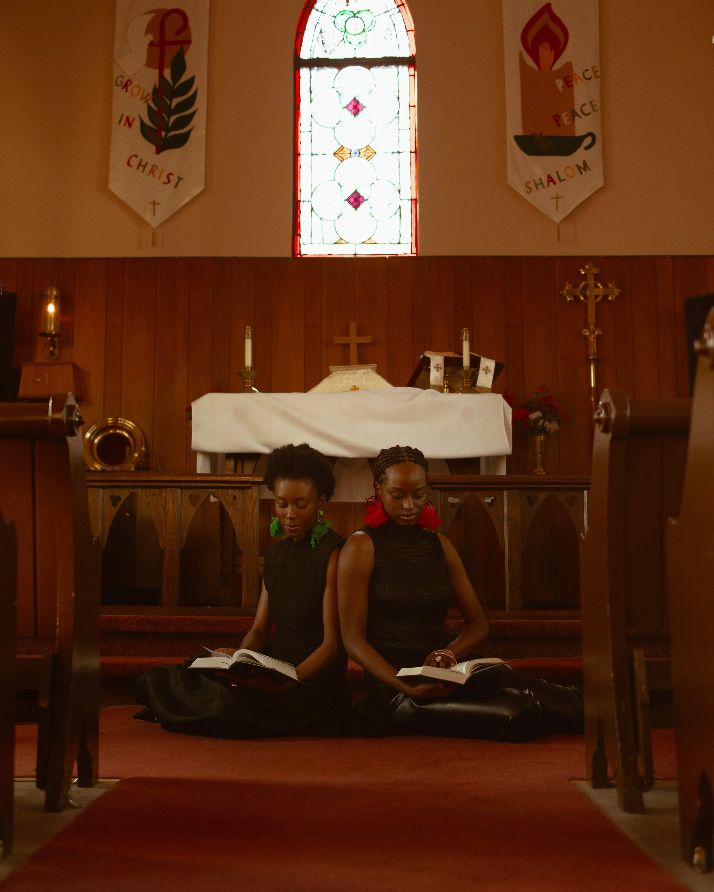 Unsplash_Sisterhood-58 large.jpeg