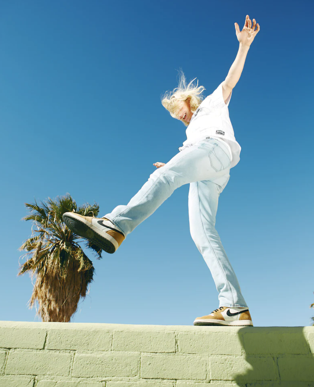 Icy LW on body 1 .png