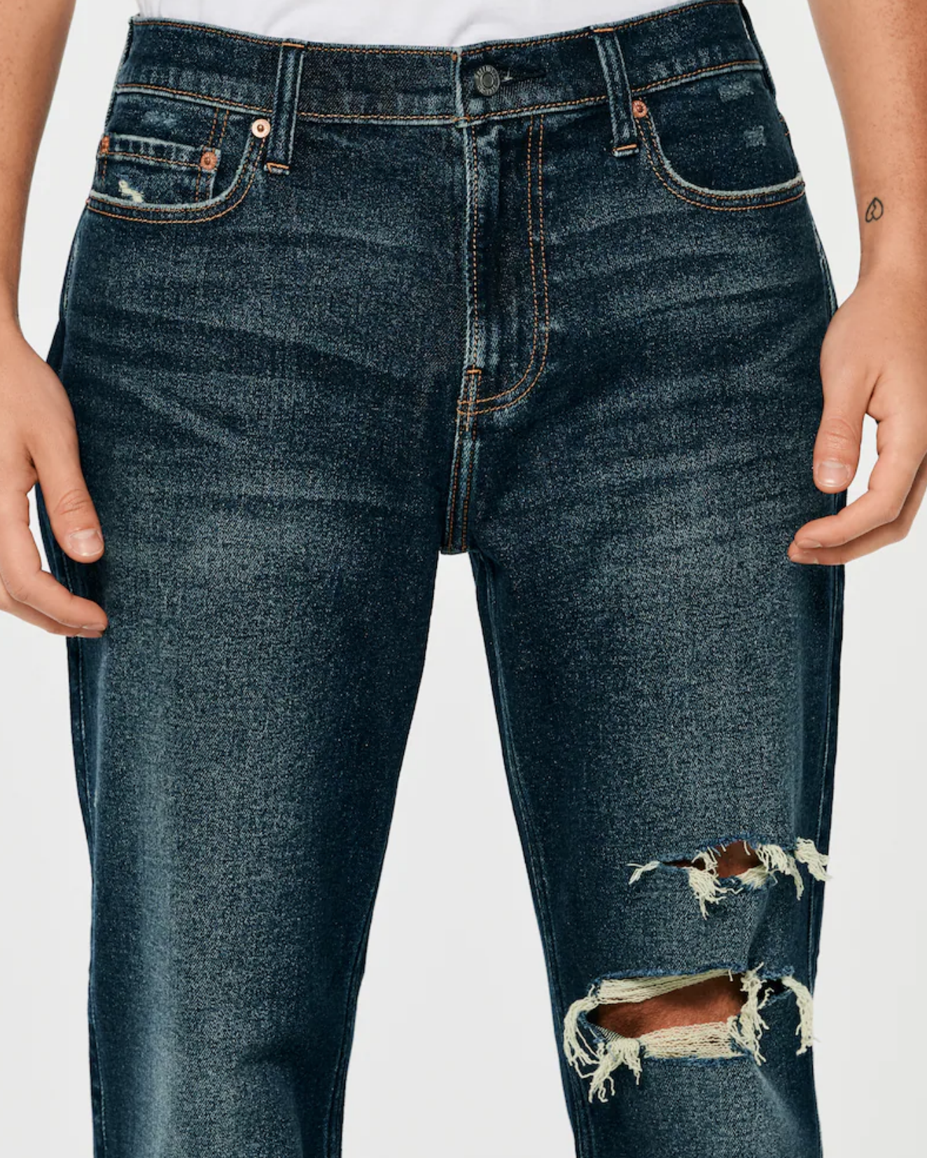 DARK 90S SLIM DETAIL.png