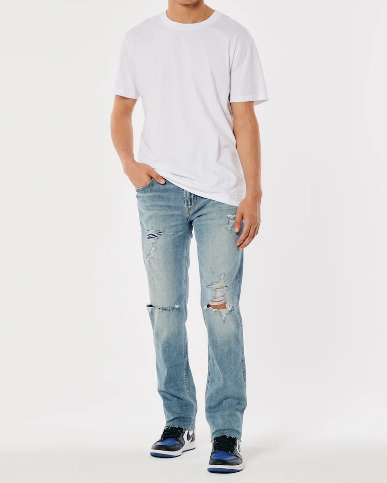 MED SLIM STRAIGHT DESTROY ON BODY.png