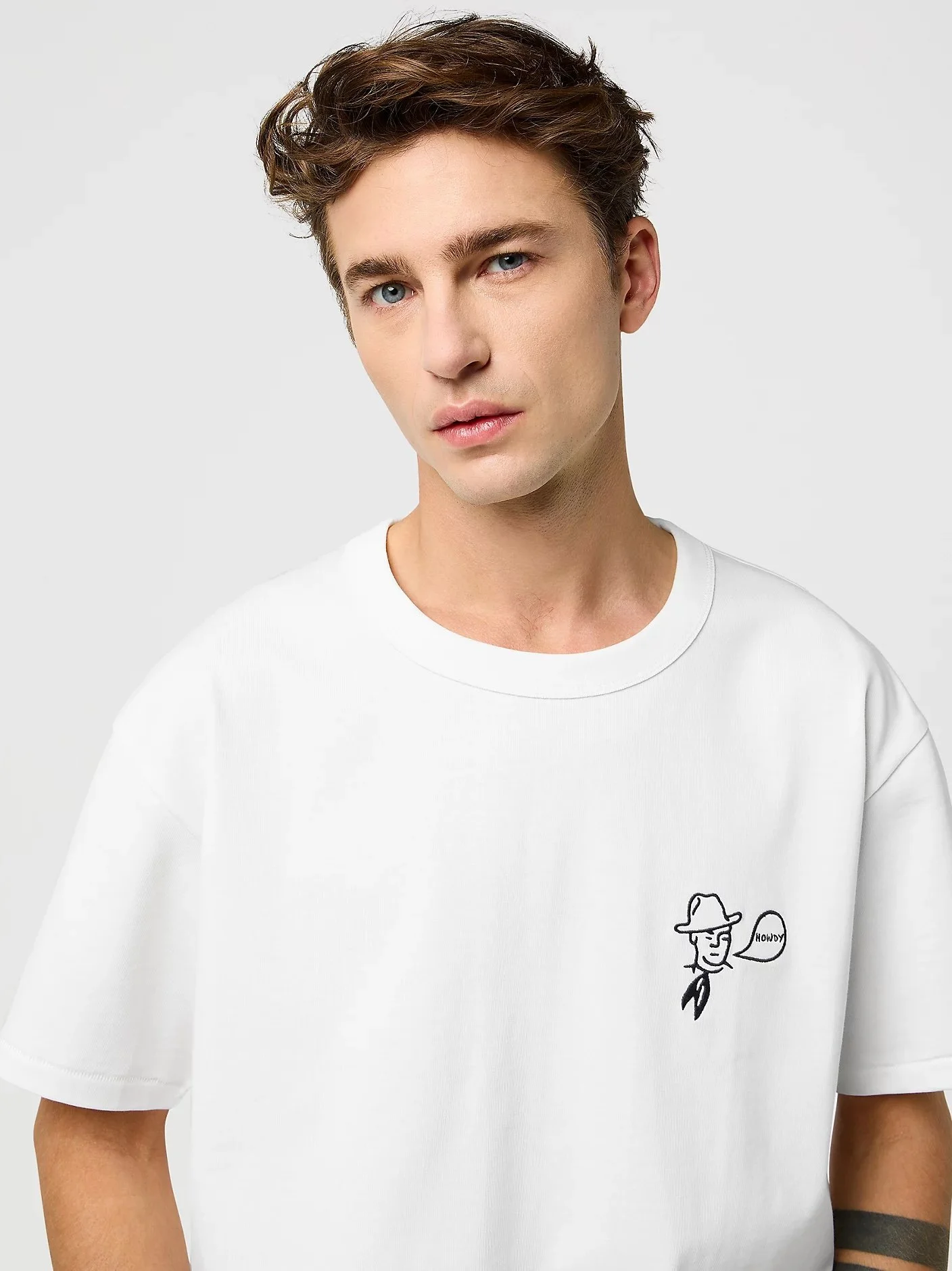 tshirt white detail.jpeg