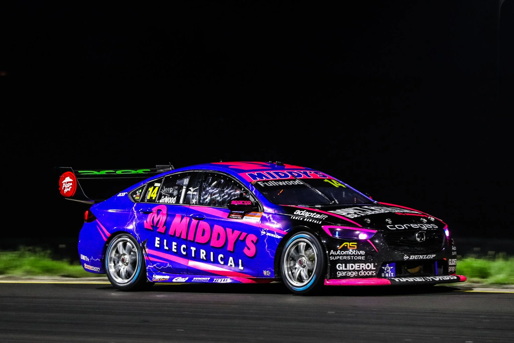 2022_SUPERCARS_RD1_06002-6.jpg