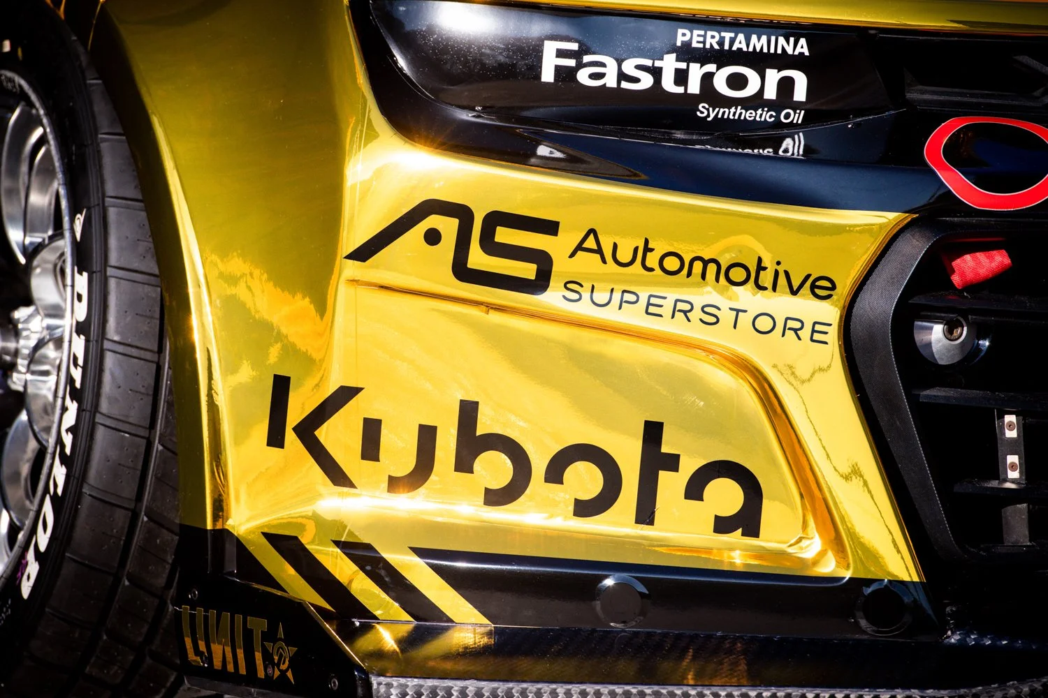 Goldlivery-1.jpg