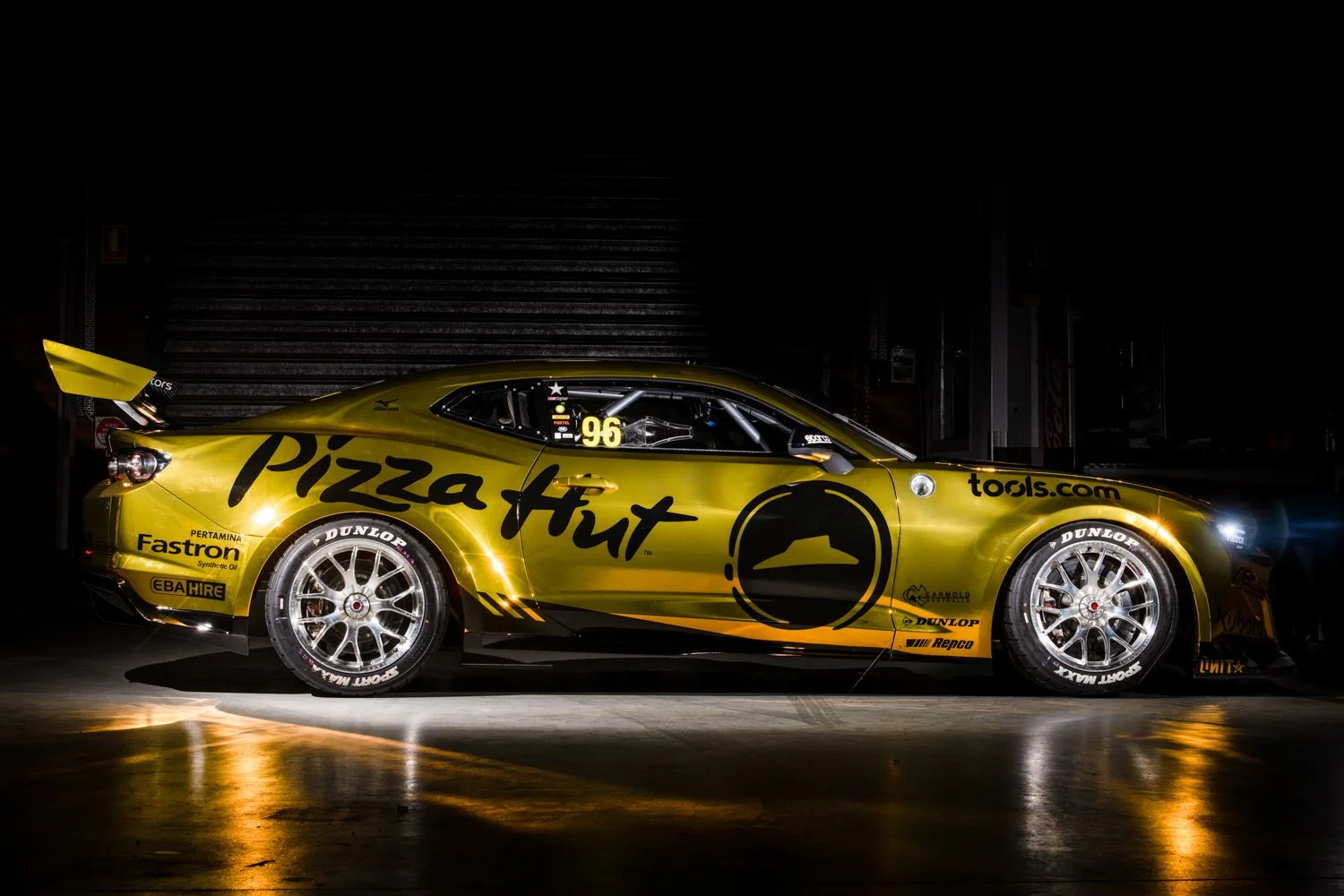Goldlivery-5.jpg