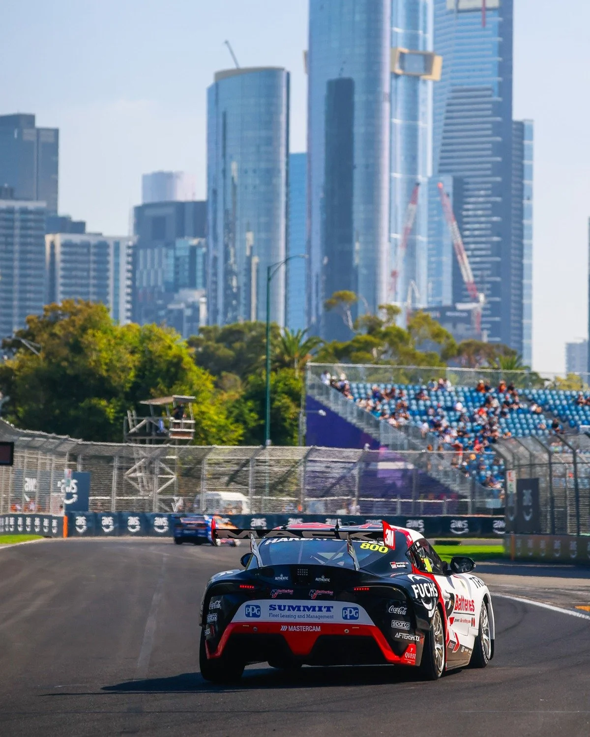 Classic Melbourne scenes.