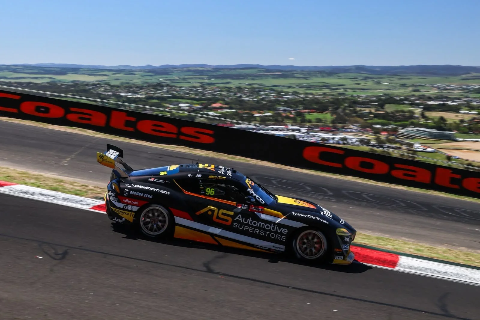 BJR gets straight to work at Mount Panorama