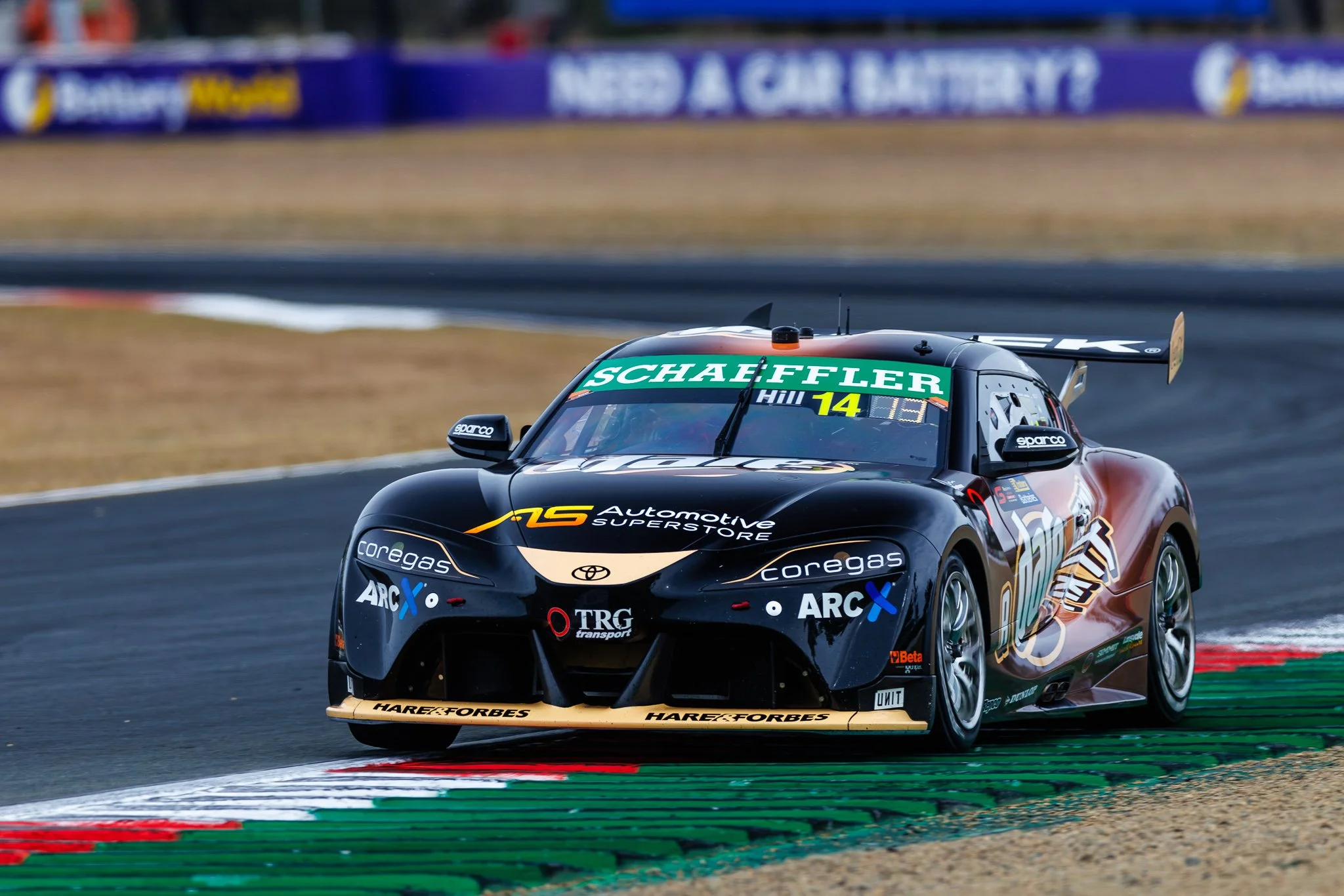 Hill makes up nine spots in strong Sunday recovery at QR