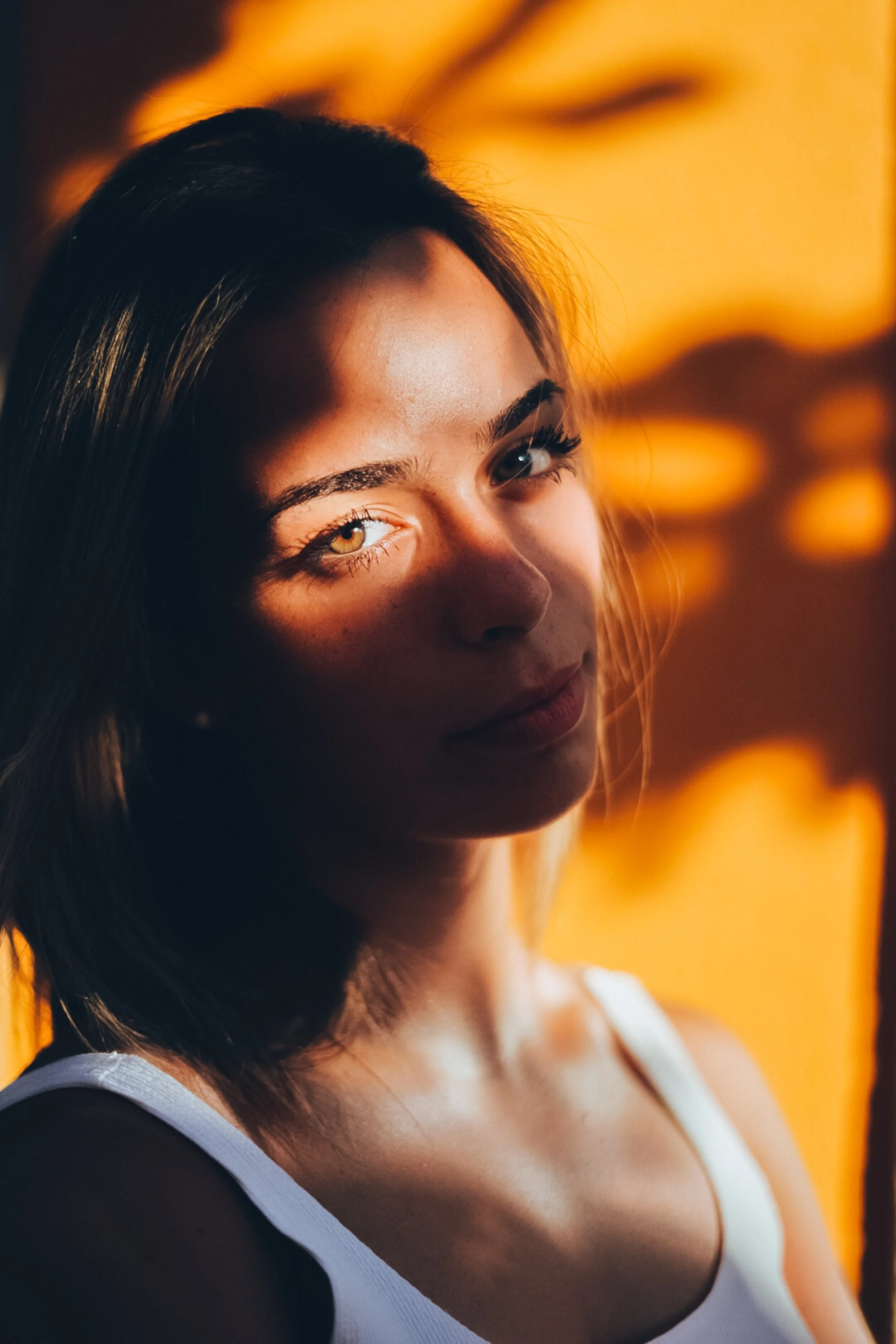 To blur or not to blur, that is the question?