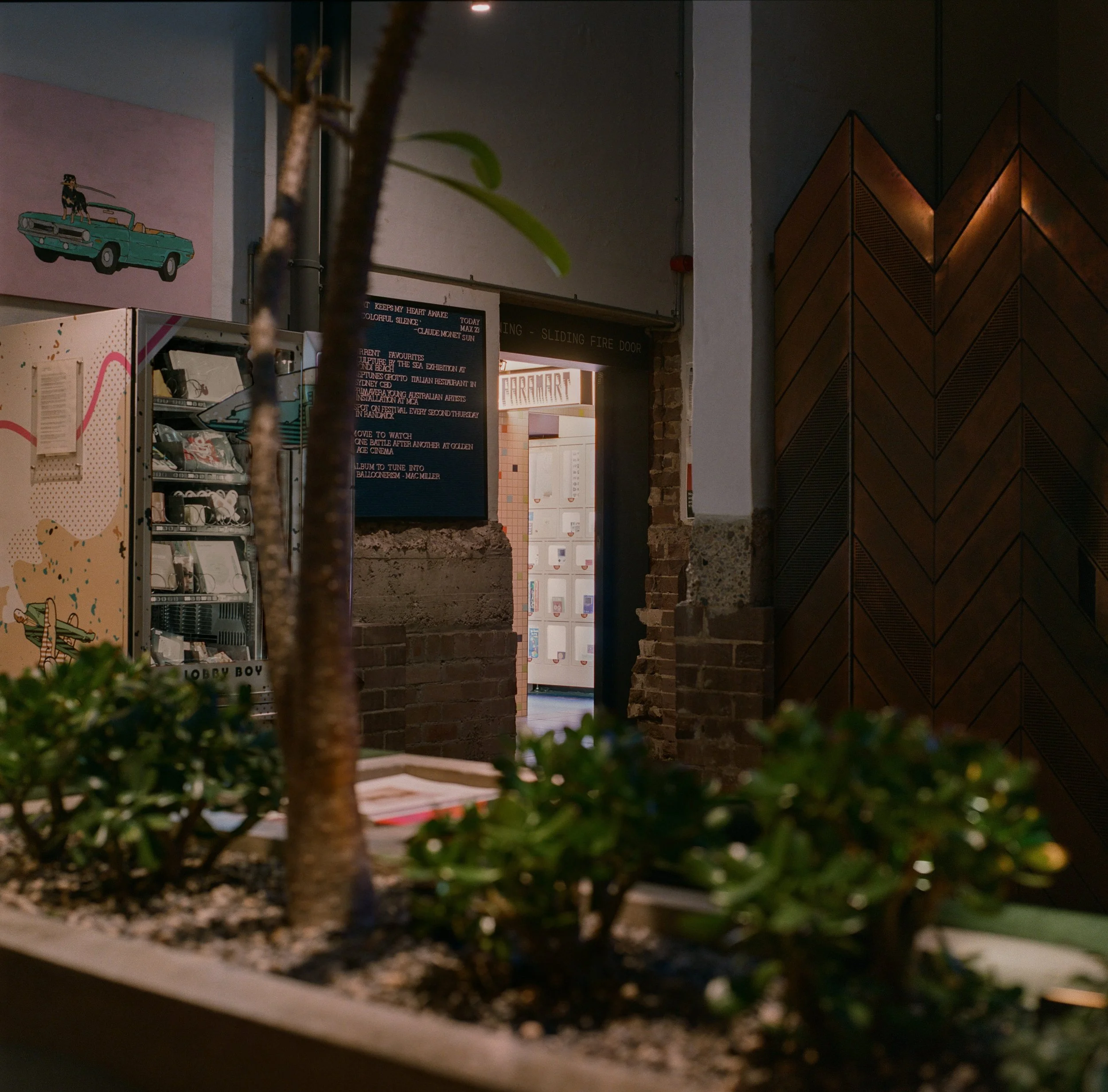 PHH - Paramart Hotel Lobby