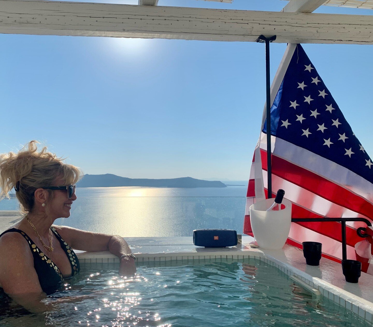 Soaking up the last days of Summer and wishing everyone a magnificent Labor Day weekend! ☀️🇺🇸⁠
⁠
⁠
⁠
#labordayweekend #ldw #summer #usa #fbf #flashbackfriday #vacation