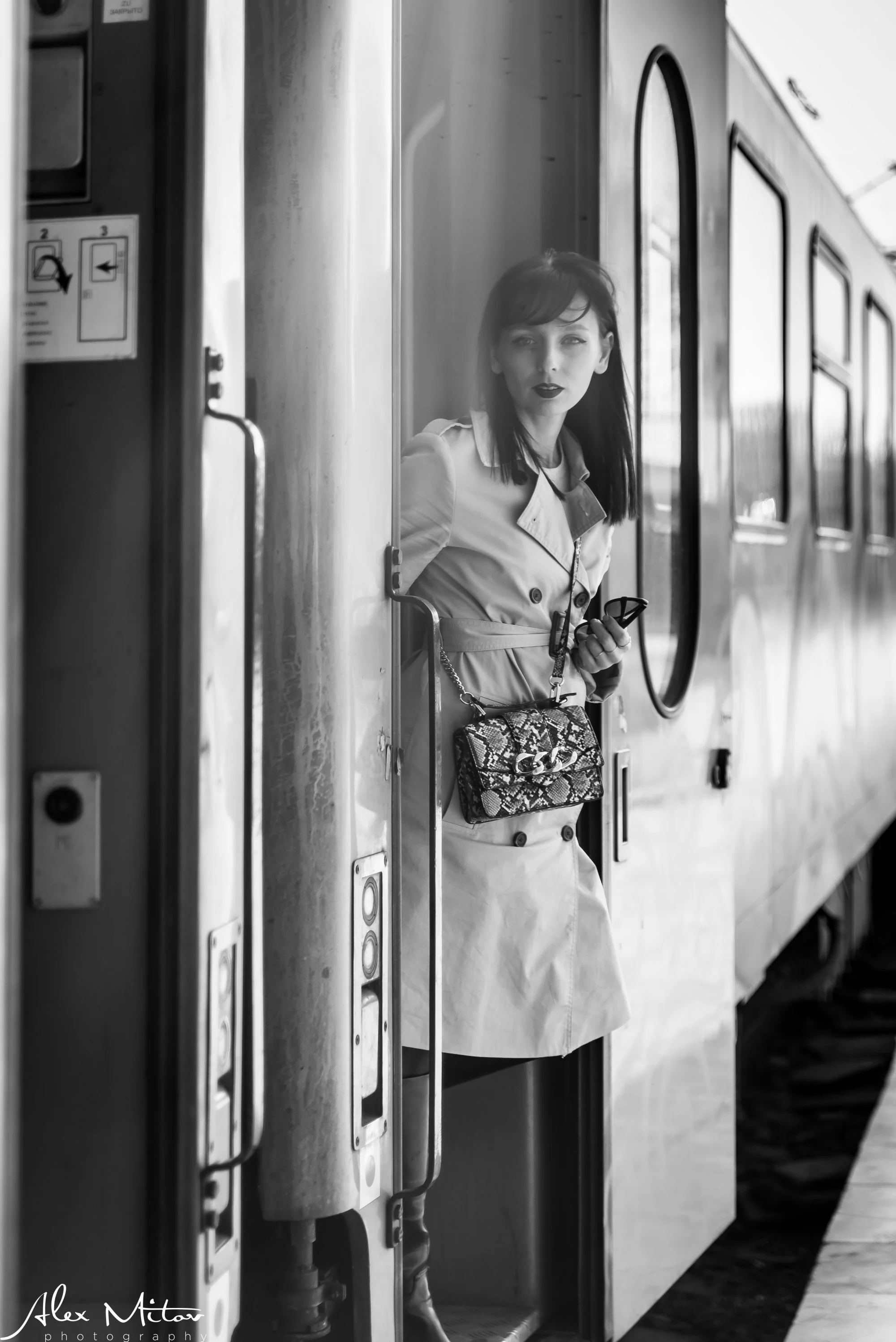 20200410 Stefi B&Wv2-7.jpg