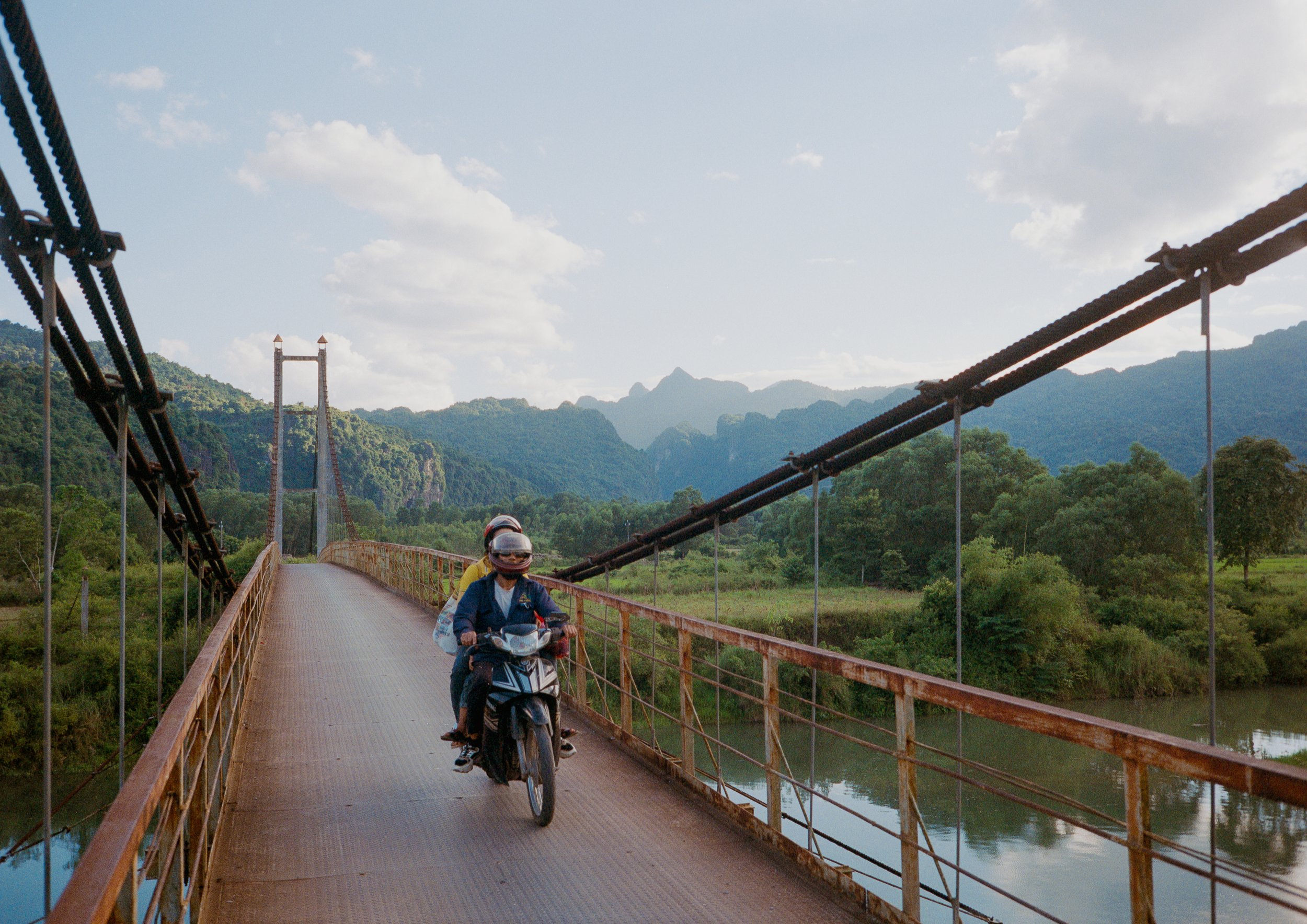 VietnamThumb-2.jpg
