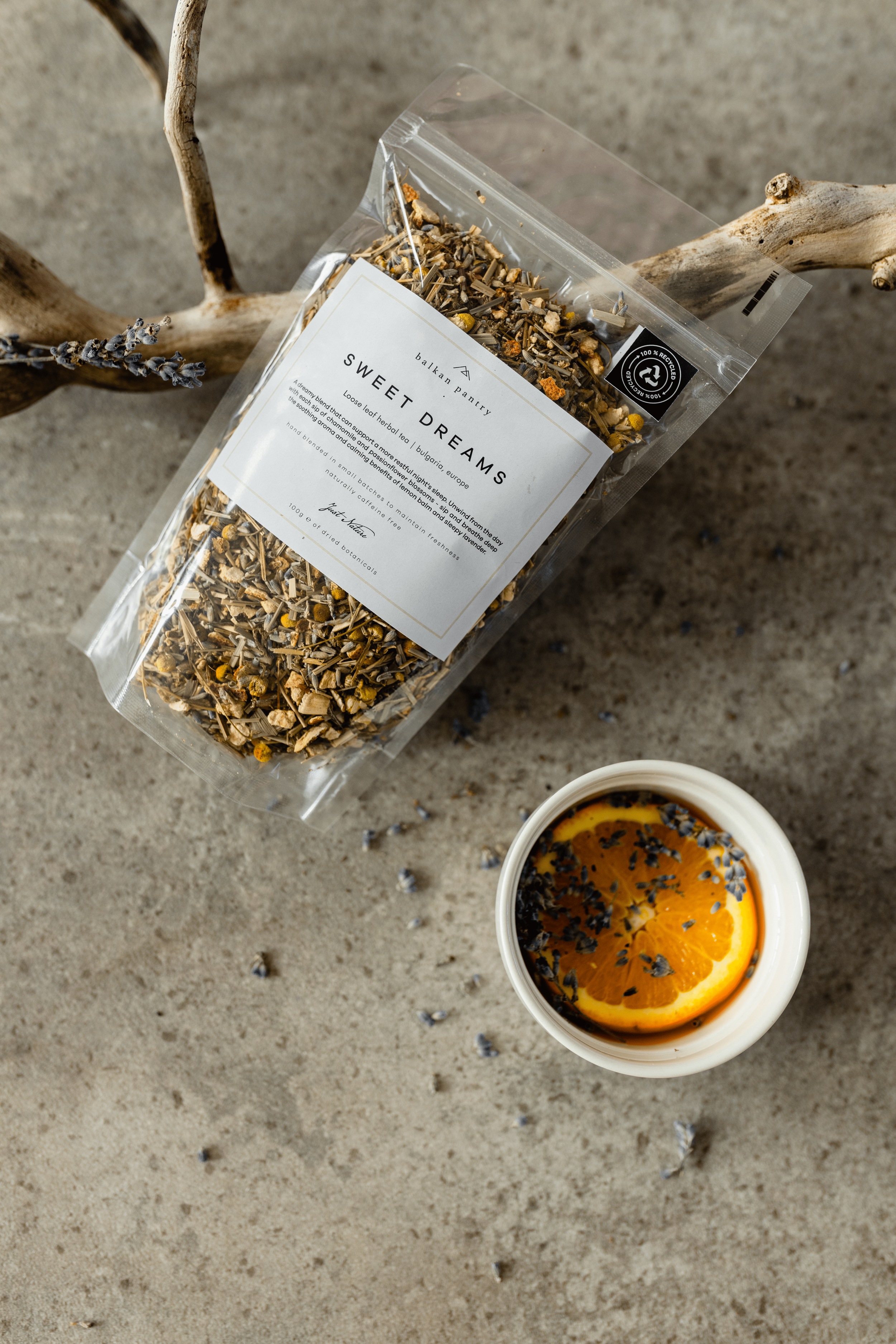 relaxing-herbal-tea-for-sleep