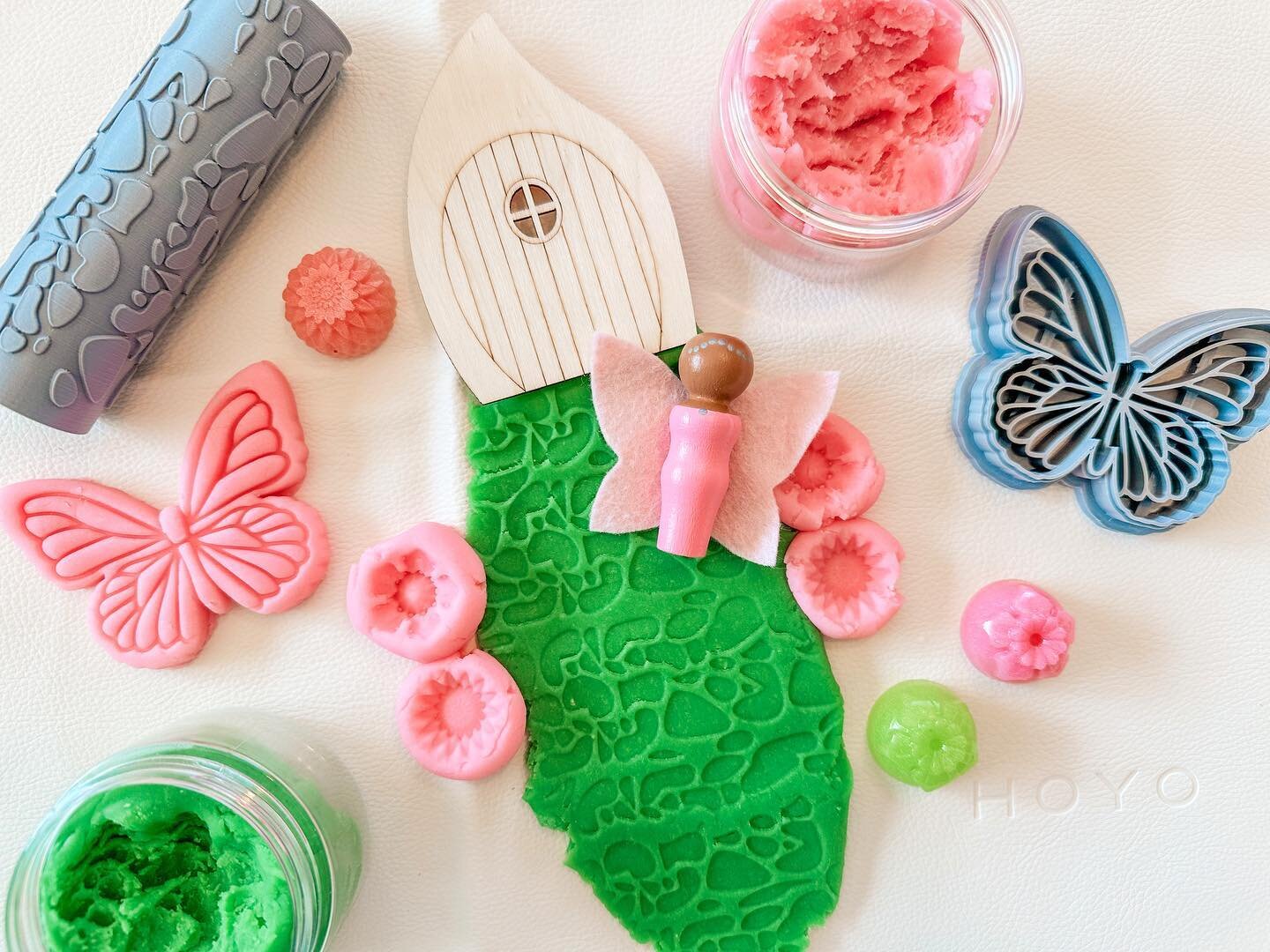 One of my favorite kits from my first year is finally back! But, with a minimalist twist! 

Launching 5/15 @ 8 pm EST! 

Our fairy kit is inspired by the cutest little fairy garden on a tiny little island in Maine. On the far side of the island child