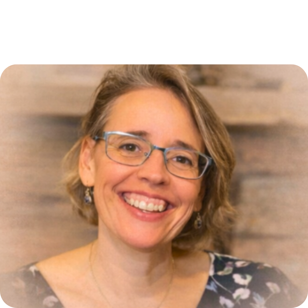 Portraits of Dr. Isabel Pérez and Dr. Aubrey Wallace, guides for the Sedona Awakening Retreat, combining biological dentistry, integrative medicine, nervous system regulation, and intuitive wellness.