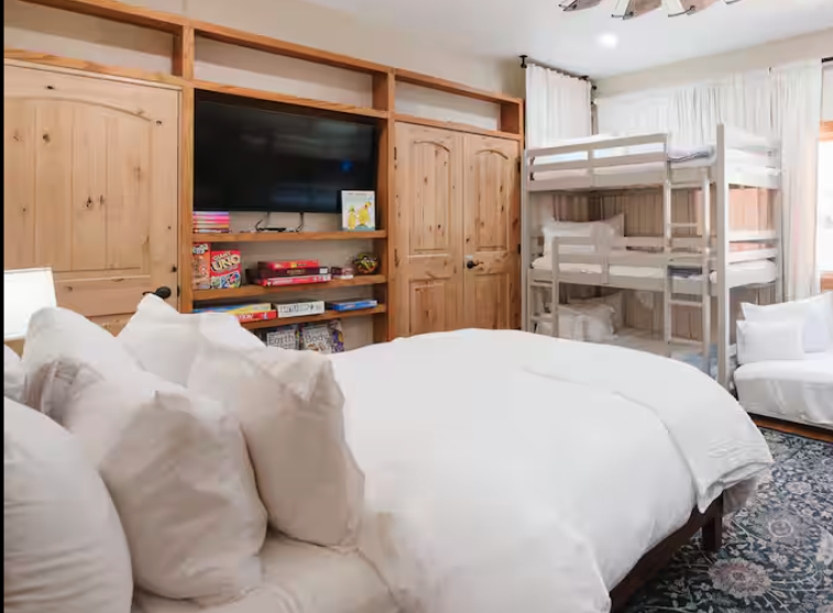 The Collective Sanctuary (Queen Bed)