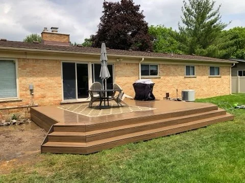 Ann Arbor, MI - Trex deck with steps.