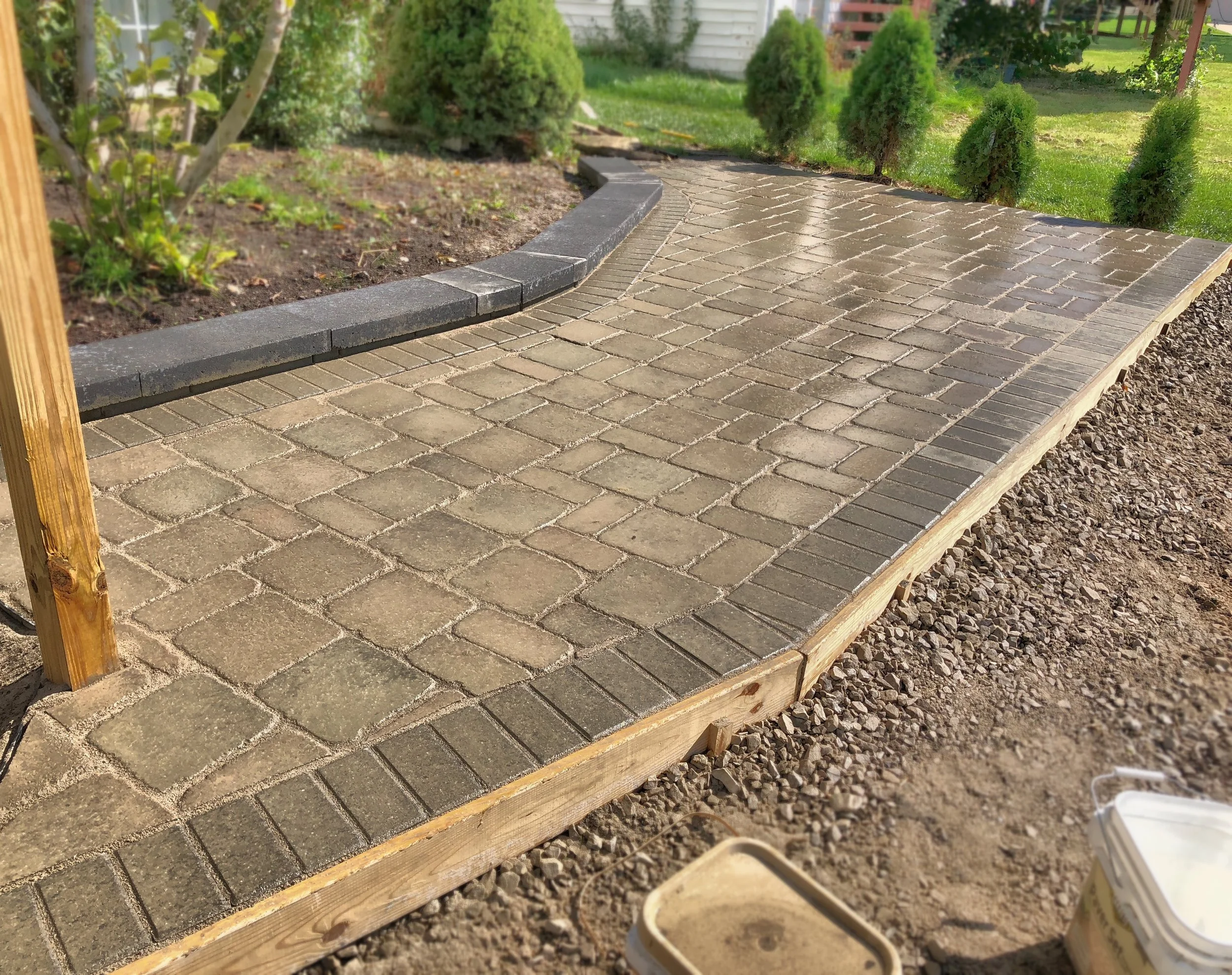 Ann Arbor, MI - Brick paver patio. 