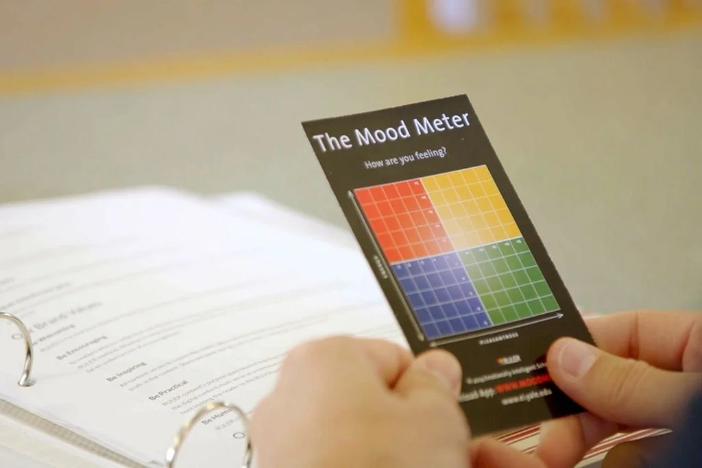 透過 RULER 來學習情緒 - 耶魯大學情感智力中心